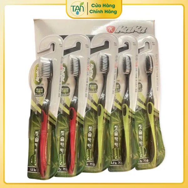 BÀN CHẢI ĐÁNH RĂNG NGƯỜI LỚN KAKA THAN HOẠT TÍNH LÔNG MỀM