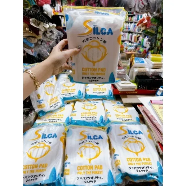 Bông tẩy trang Vuông Silca 210 Miếng