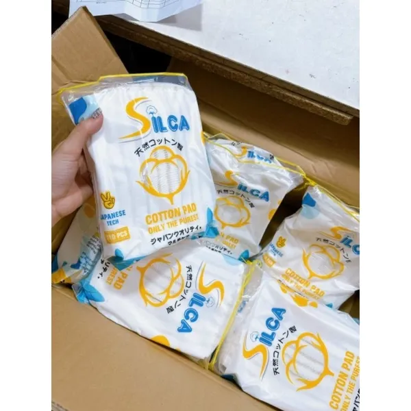 Bông tẩy trang Vuông Silca 210 Miếng