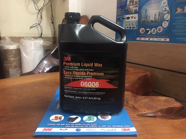 Dung dịch đánh bóng bước 3 , 3M 06006 bình 3,78 lít kiểm tra hàng 3M 06006 Dung dịch đánh bóng bề mặt sơn xe