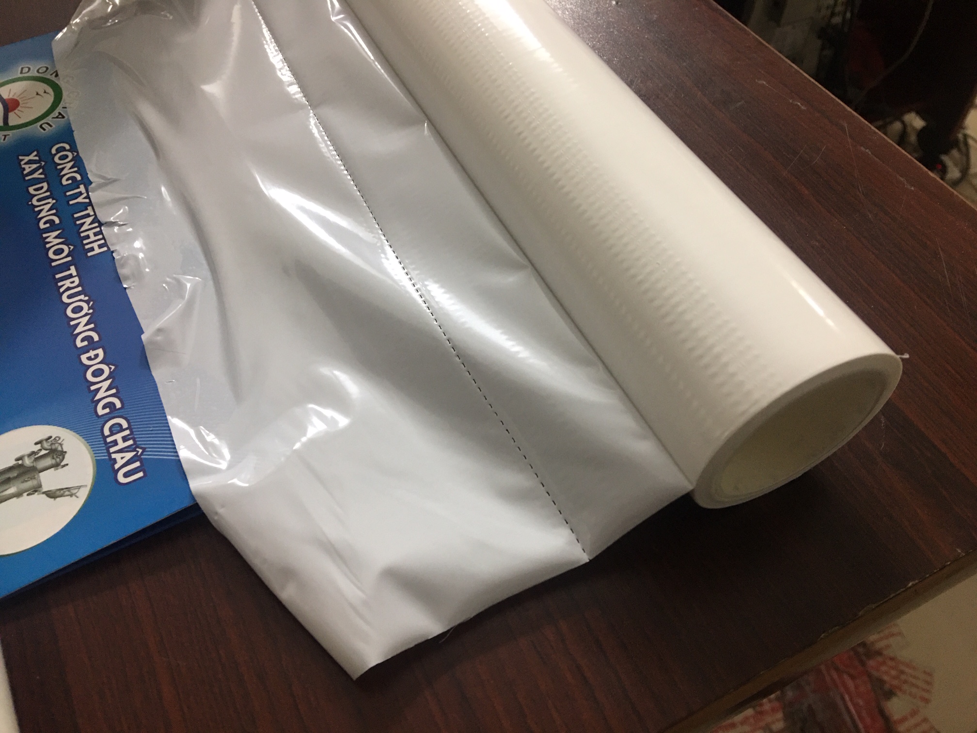 Con lăn dính bụi phòng sạch màu trắng, chất liệu Nylon bên trong Con lăn dính bụi phòng sạch 4-inch màu trắng