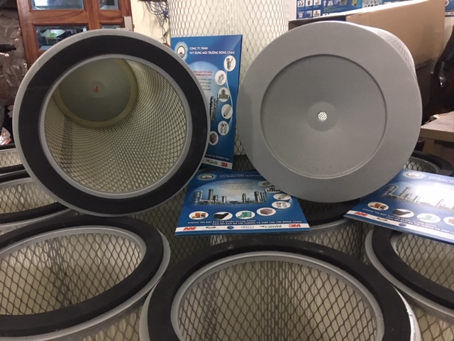 Phin ống lõi lọc bụi giấy nhựa PE 1 đầu hở và 1 đầu ti