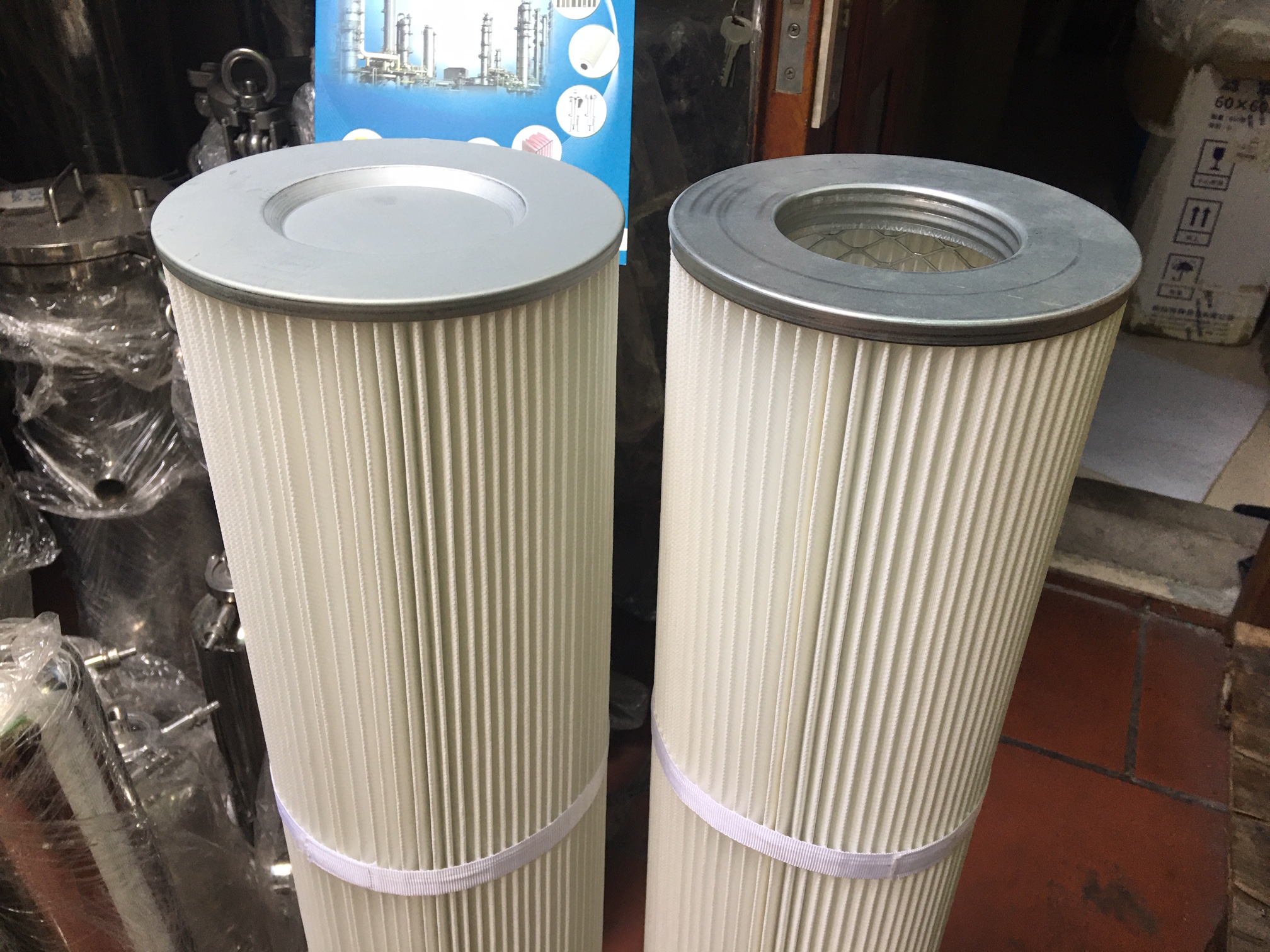 Phin lọc bụi PE chịu được nhiệt độ cao, chịu độ ẩm và bền, tái sử dụng nhiều lần sản xuất theo yêu cầu Lõi lọc bụi pe kết nối ren trong