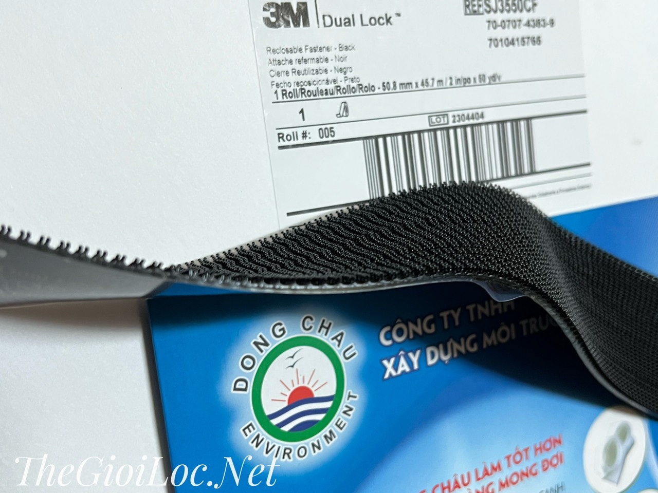 Cấu tạo Băng dán dính gai 3M Dual Lock SJ3550CF Cấu tạo Băng dính gai cường lực 3M Dual Loc SJ3550