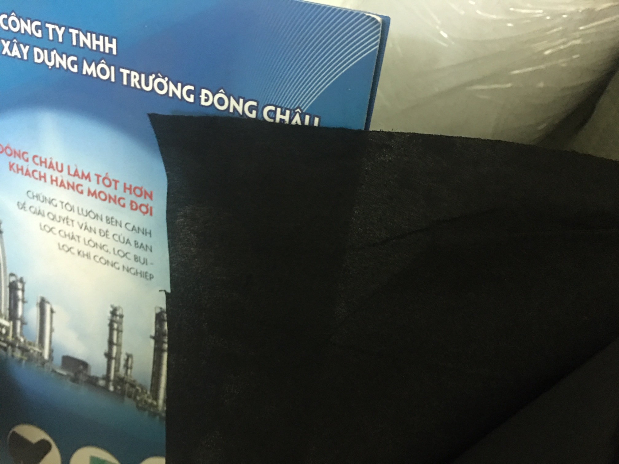 Giấy than hoạt tính hấp thụ khói xe, mùi hóa chất, hơi dung môi hữu cơ Giấy than hoạt tính hấp thụ khói xe, mùi hóa chất, hơi dung môi hữu cơ