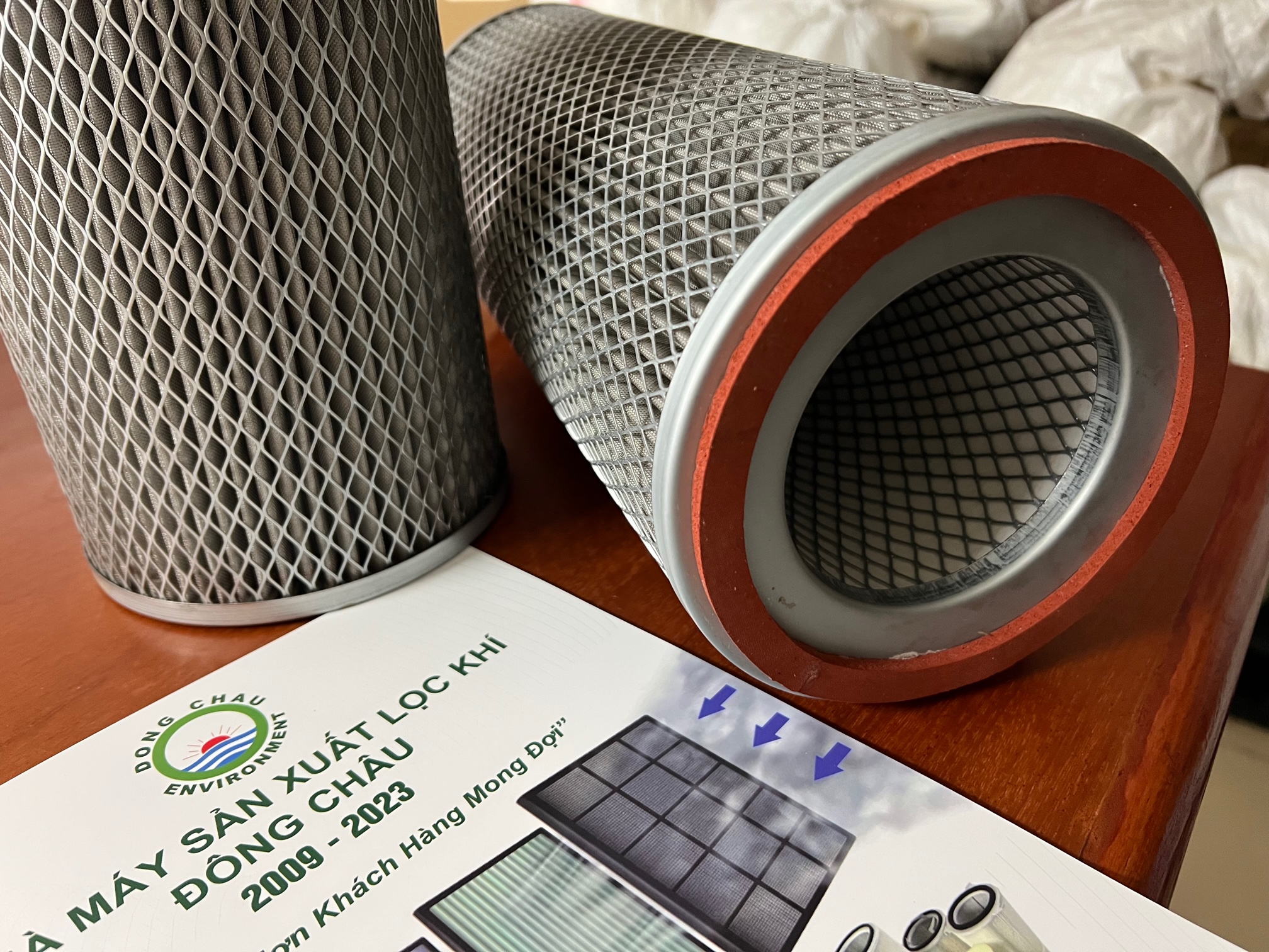 Lọc dầu thủy lực của nhà máy Đông Châu DCF sản xuất Ống lọc dầu thủy lực nhà máy Lọc khí Đông Châu sản xuất cho khách hàng