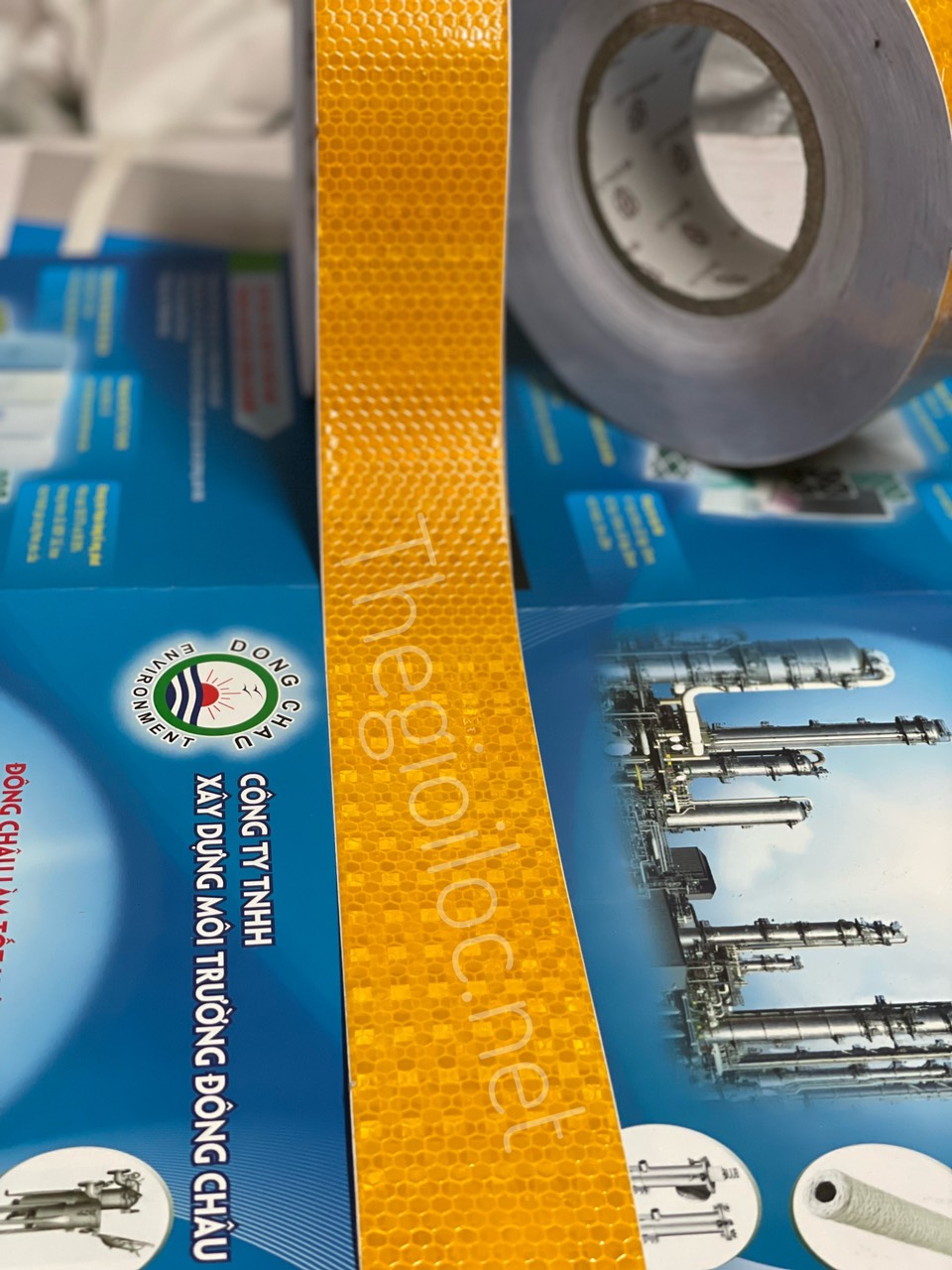 Băng keo phản quang Tổ ong màu vàng Việt Nam liên hệ Băng keo phản quang Tổ ong màu vàng Việt Nam