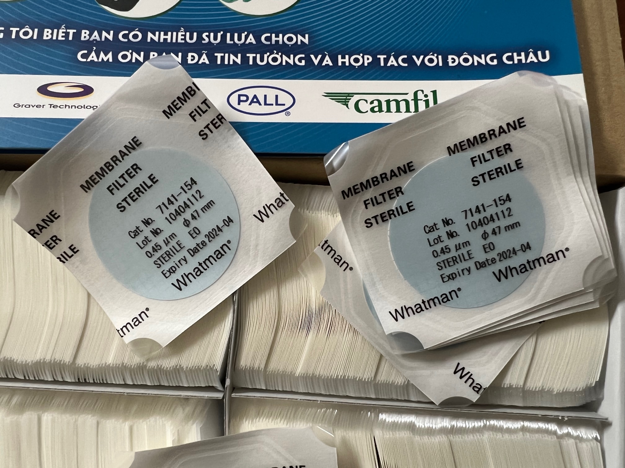 chi tiết bên trong 7141-154 Whatman Màng lọc PTN Cenluloz Nitrate 0.45 micron