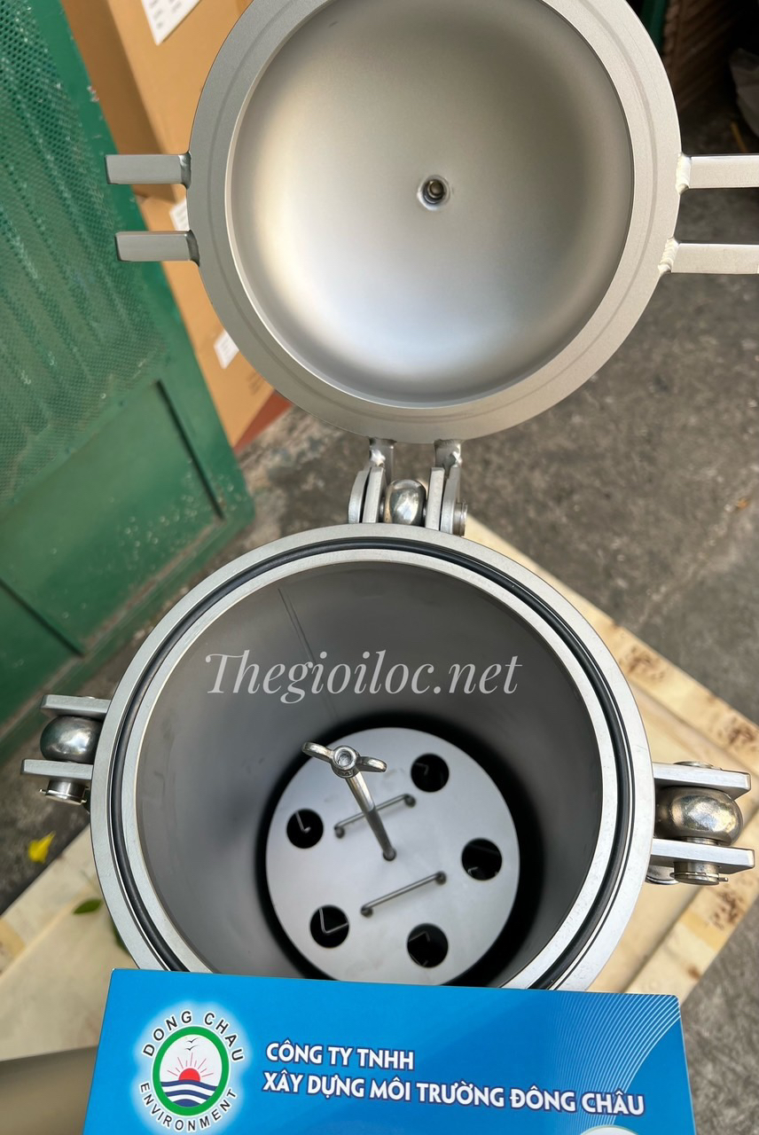 bên trong Bình lọc 5 lõi 30 inch Universal