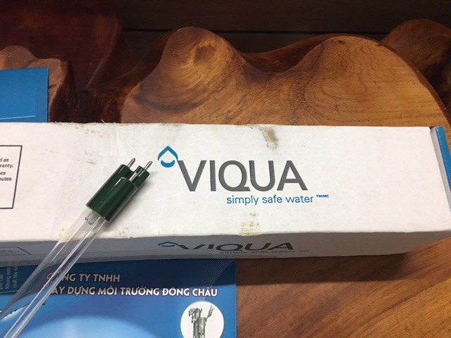 đầu 4 chấu Bóng đèn UV diệt khuẩn Viqua Canada S36RL