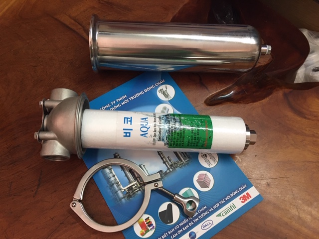 Lõi lọc lắp hoàn chỉnh vào cốc lọc 10 inch