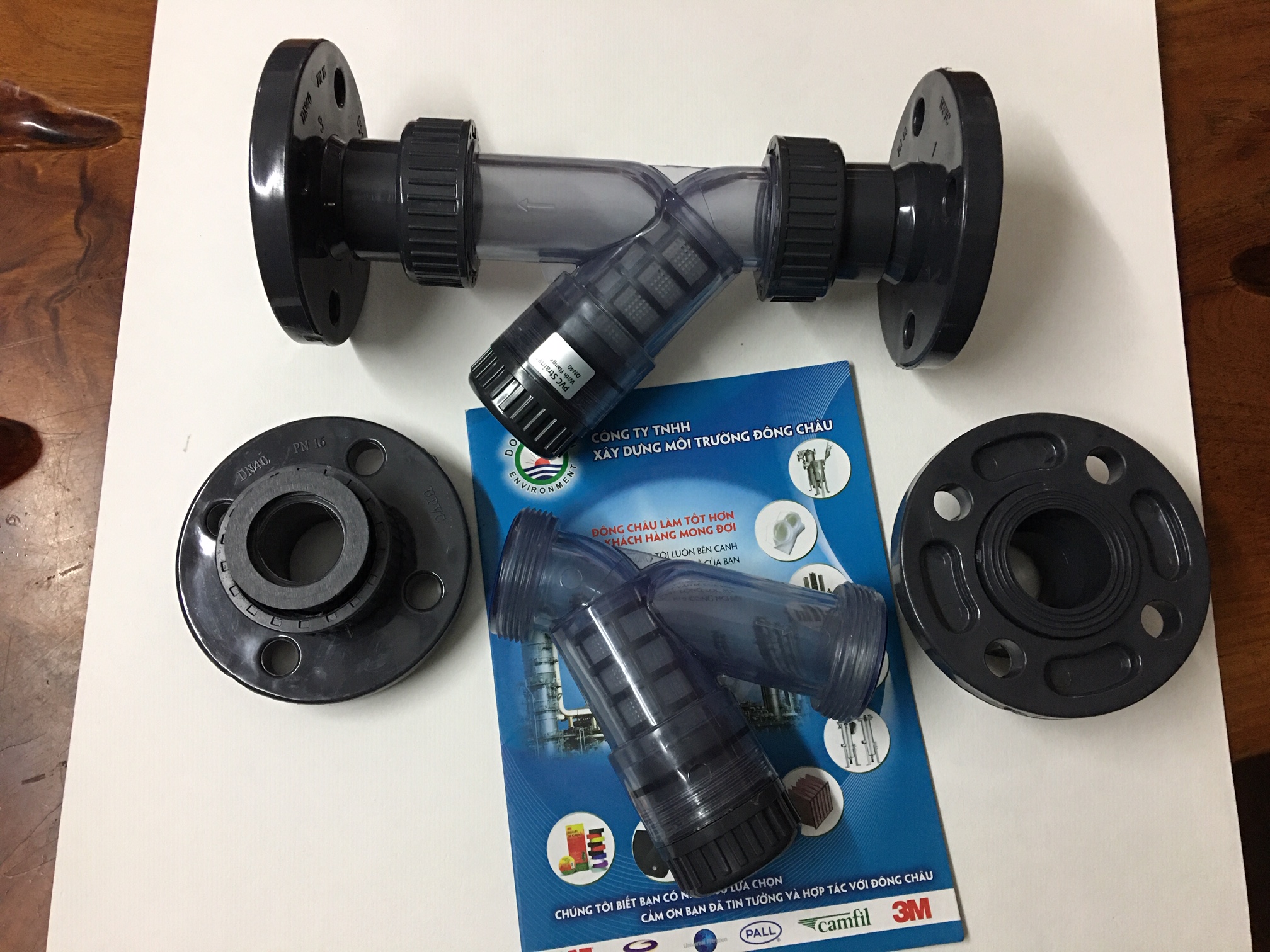 cấu tạo trong ngoài Bích DN40 Y lọc nhựa trong uPVC