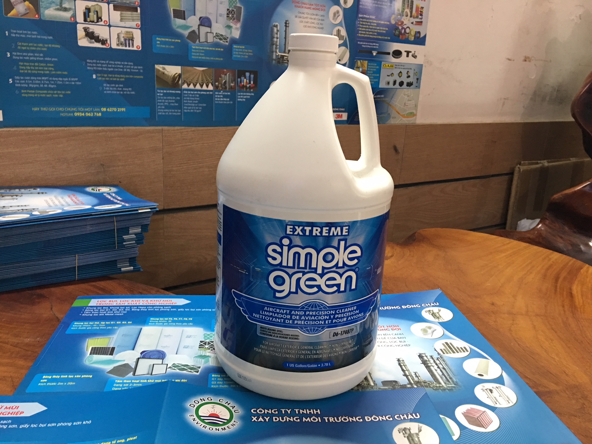 liên hệ báo giá Dung dịch tẩy rửa công nghiệp Simple Green Extreme 3.78l
