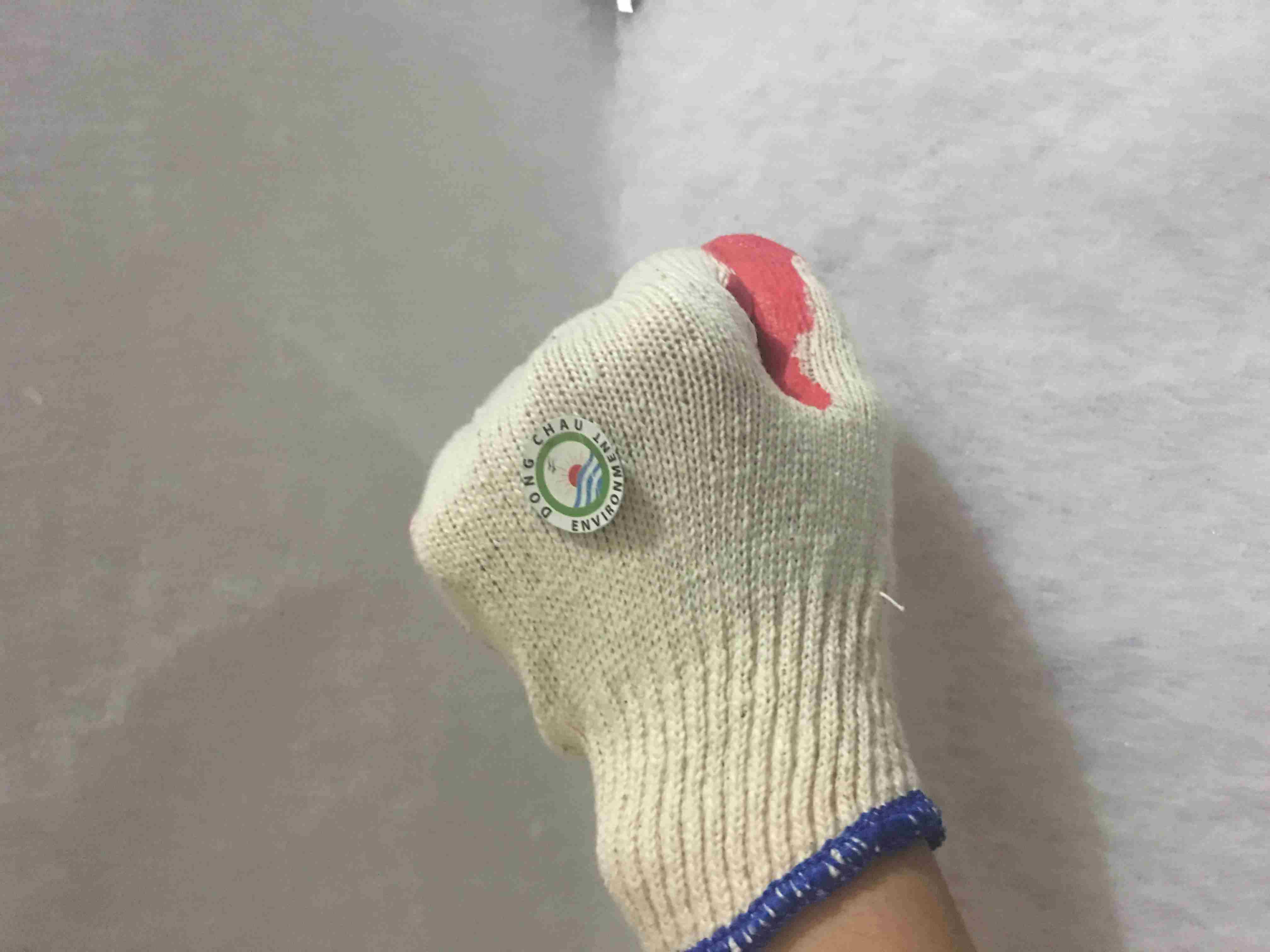 Phân phối số lượng Găng tay bảo vệ bàn tay phủ sơn đỏ bám dính tốt