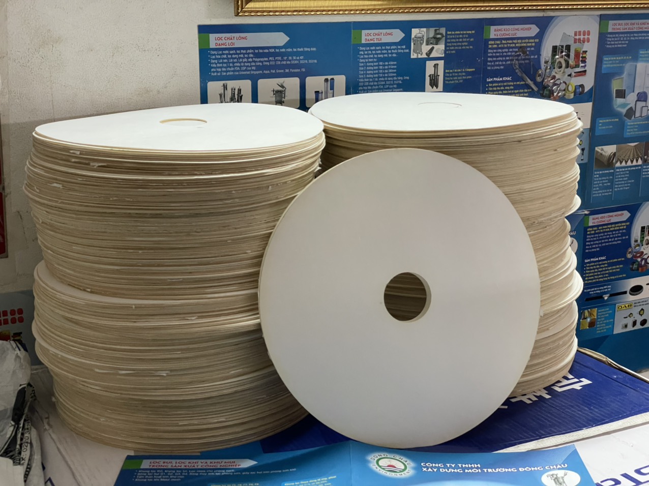 Miếng giấy lọc tròn máy ly tâm, máy quay chiết xuất nhựa đường, hóa chất Miếng giấy lọc tròn máy ly tâm, máy quay chiết xuất nhựa, hóa chất, lọc ly tâm dung dịch mật