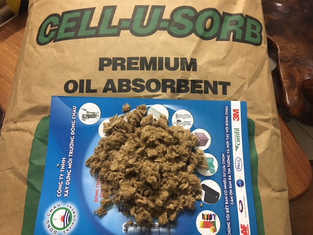 chất liệu Bông thấm dầu đổ tràn