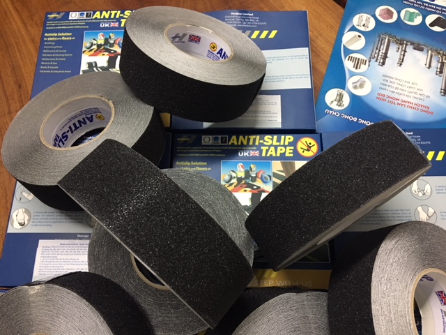 bề mặt nhám Heskin ĐEN Băng keo chống trơn trượt UK