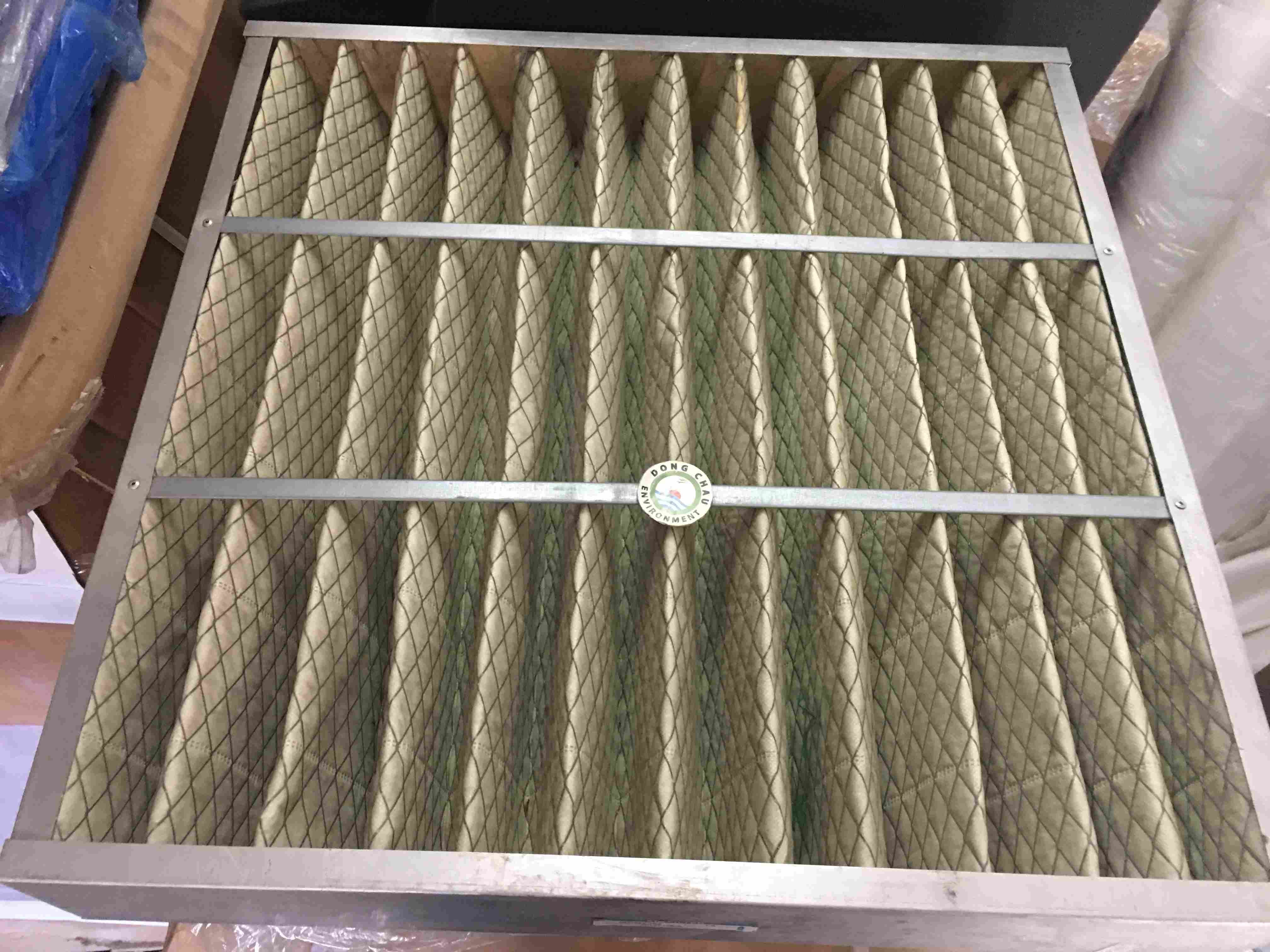 khung-loc-f8-592-592-100 đóng gói giao hàng Khung lọc khí lọc bụi F8 592 x 592 x 100mm