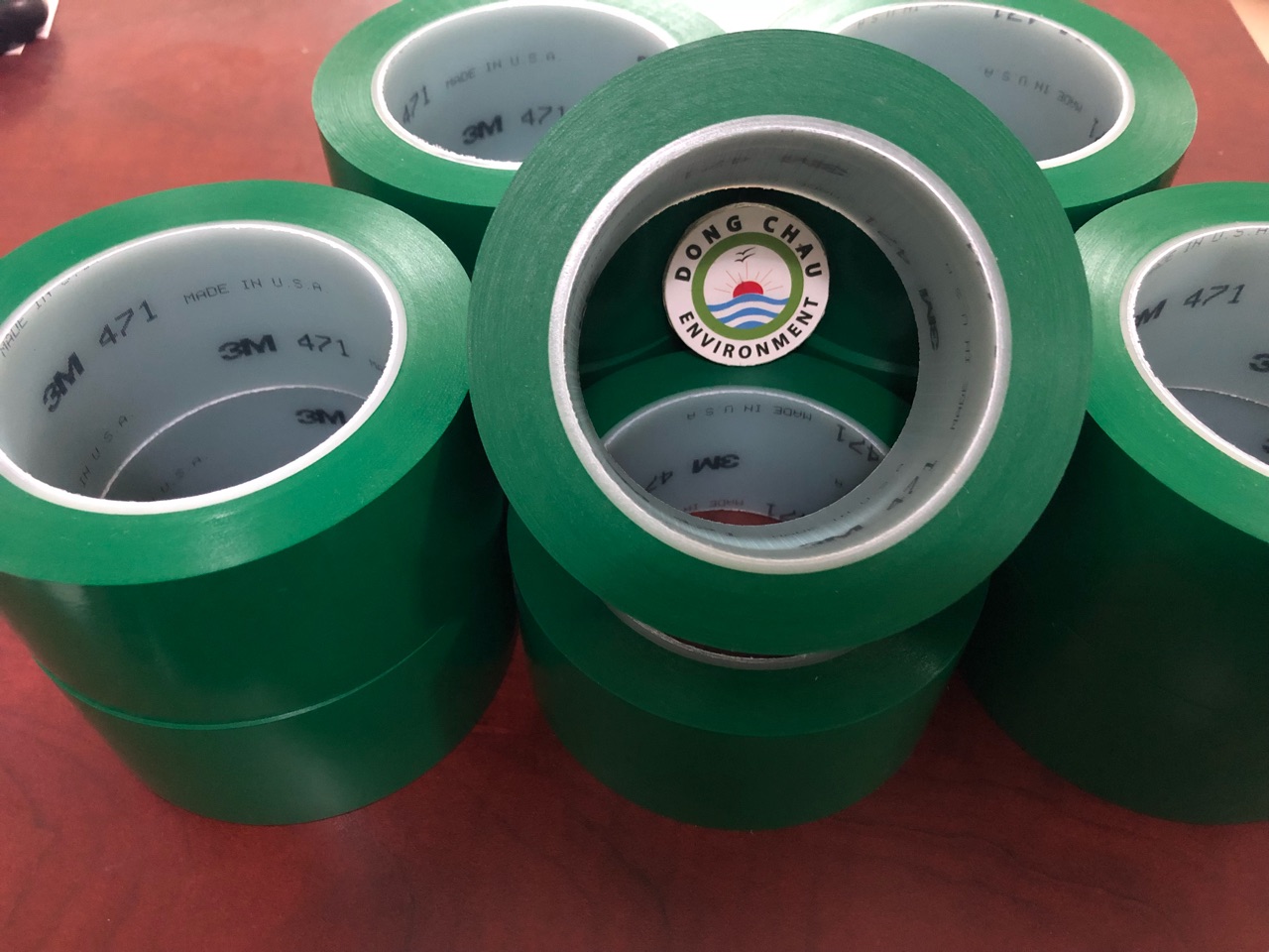 bang-keo-3m-471-xanh-la nguyên lốc Băng keo dán nền màu xanh lá 3M 471
