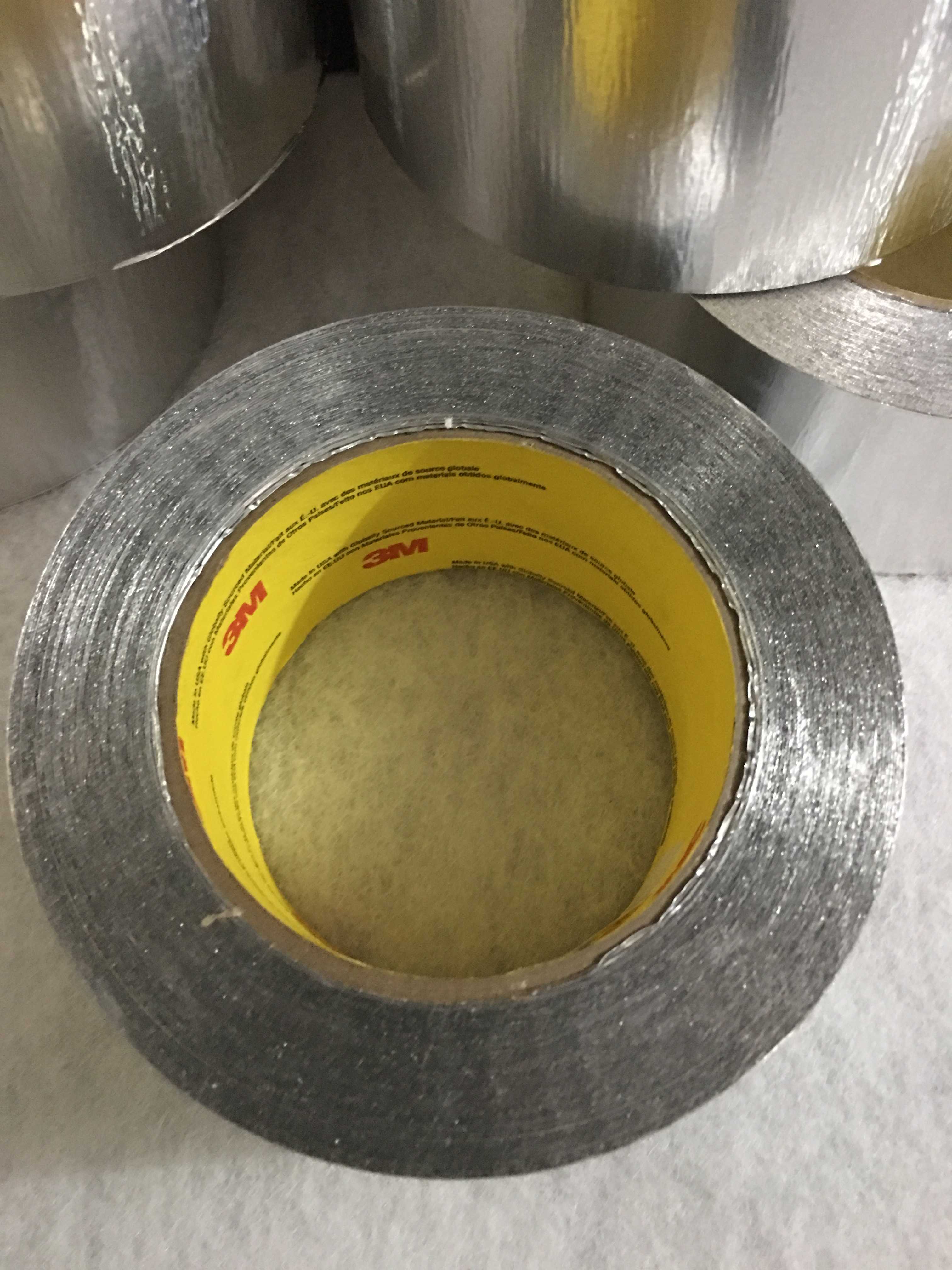 bang-keo-nhom-chiu-nhiet-tot-3M bên trong Băng keo nhôm 3M 425