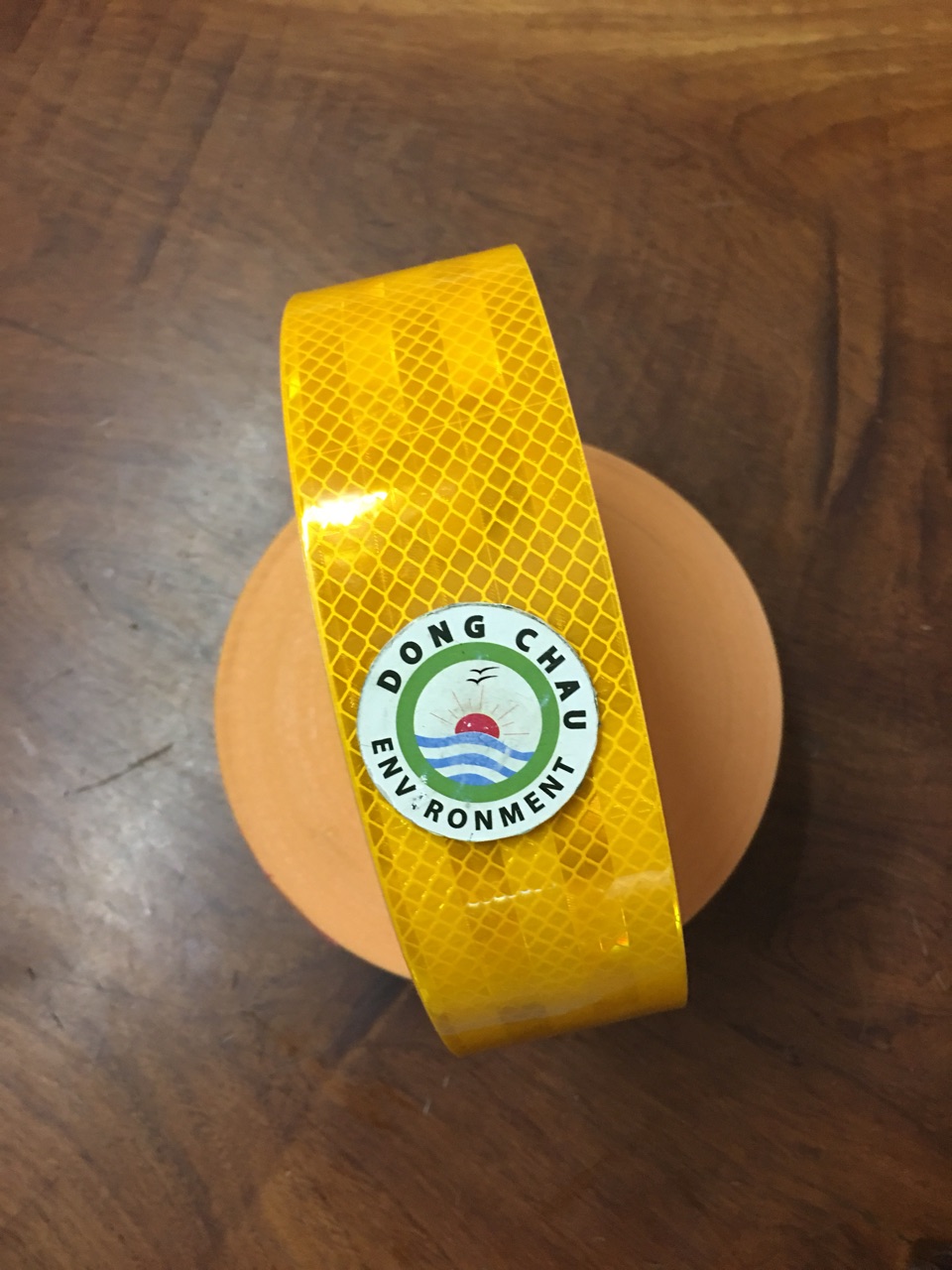 bang-keo-phan-quang-vang-3M-983-71 đông châu phân phối Băng keo phản quang màu vàng 3M 983-71 kim cương