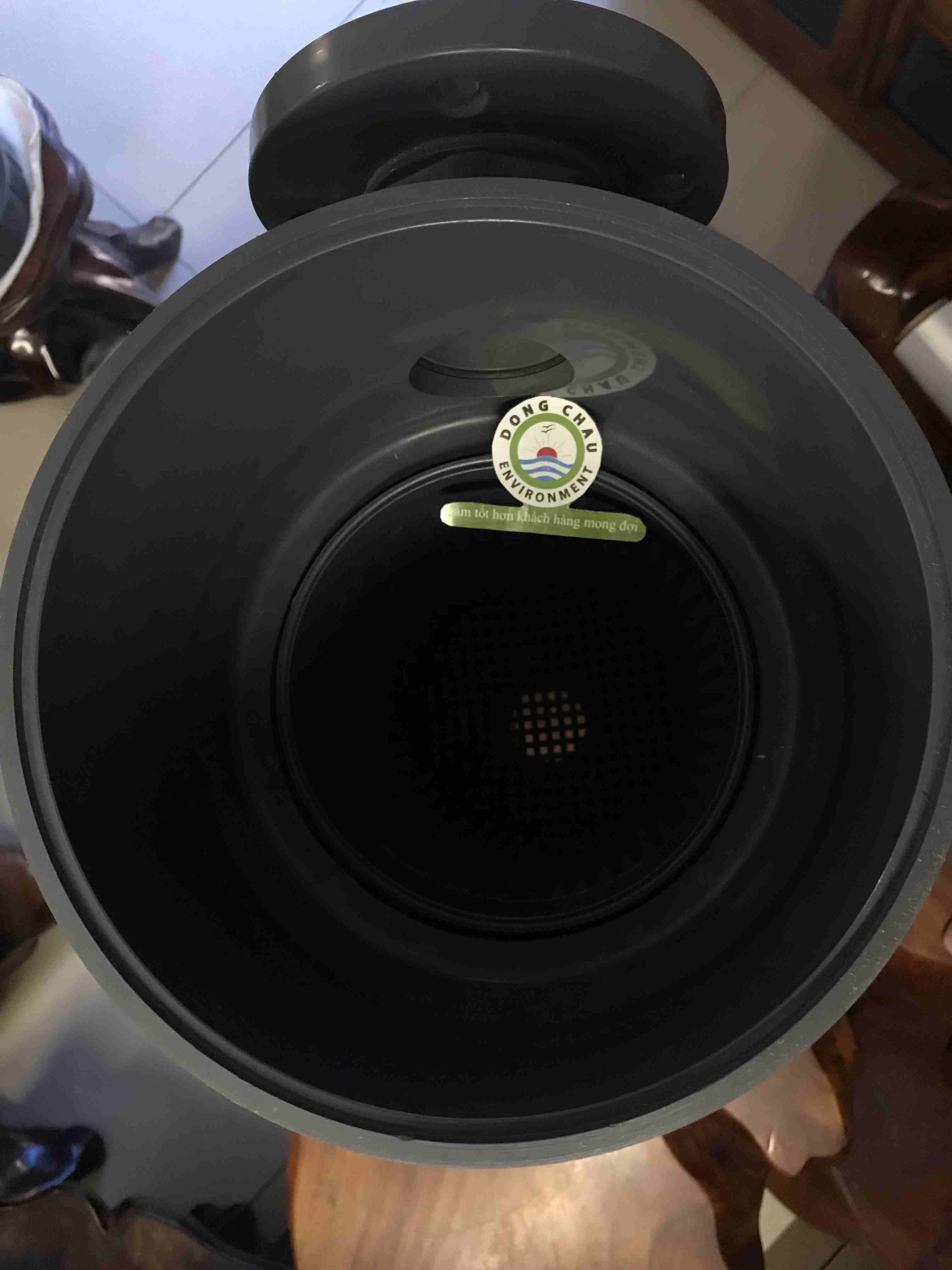 ben-trong-binh-nhua-loc-1-tui-size-4 bên trong đường nước vào Bình lọc túi nhựa size 4