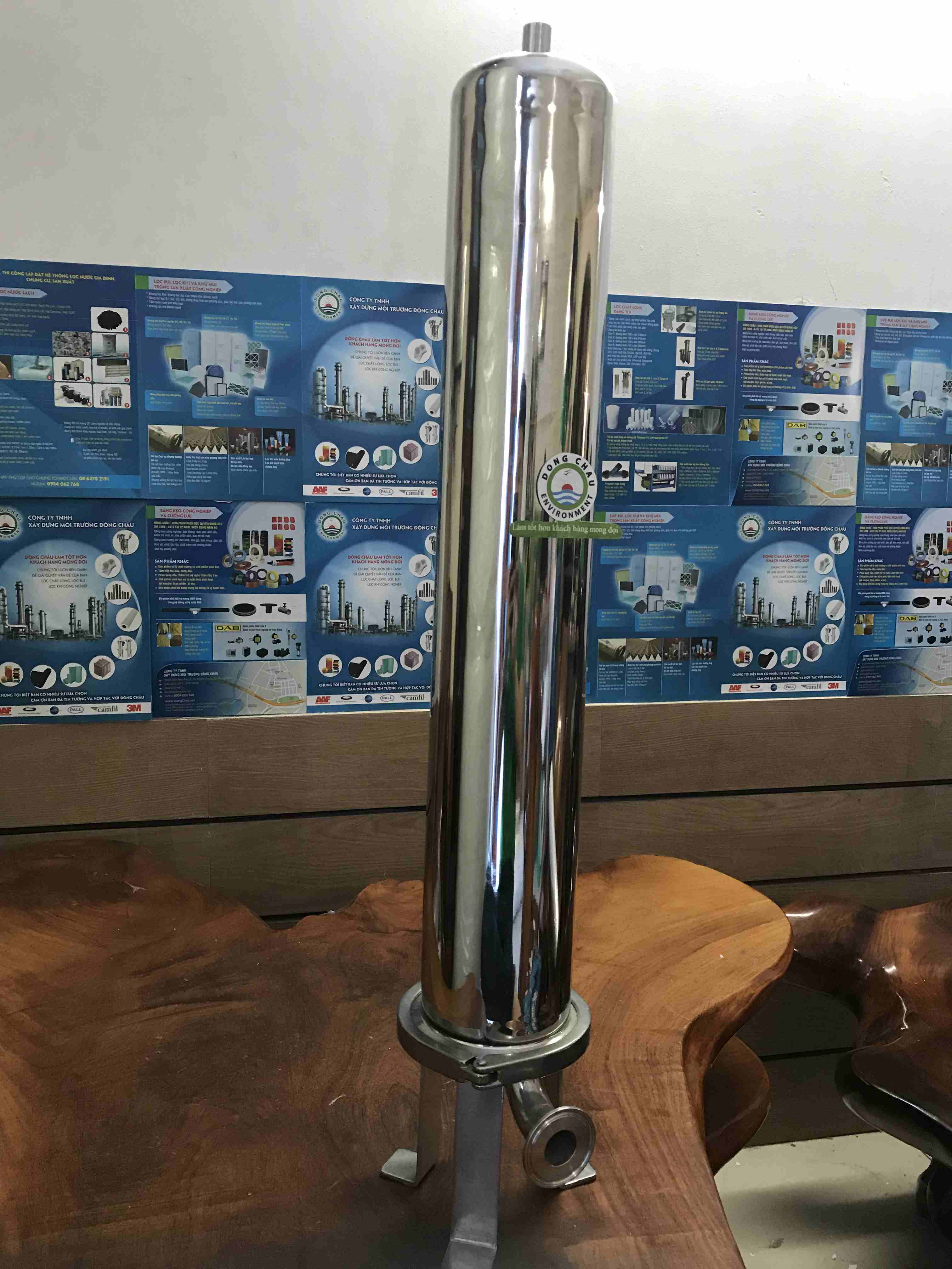 binh-loc-1-loi-20-inch-oring-226 Bình lọc vi sinh 1 lõi 20 inch Trung Quốc đặt trên bàn