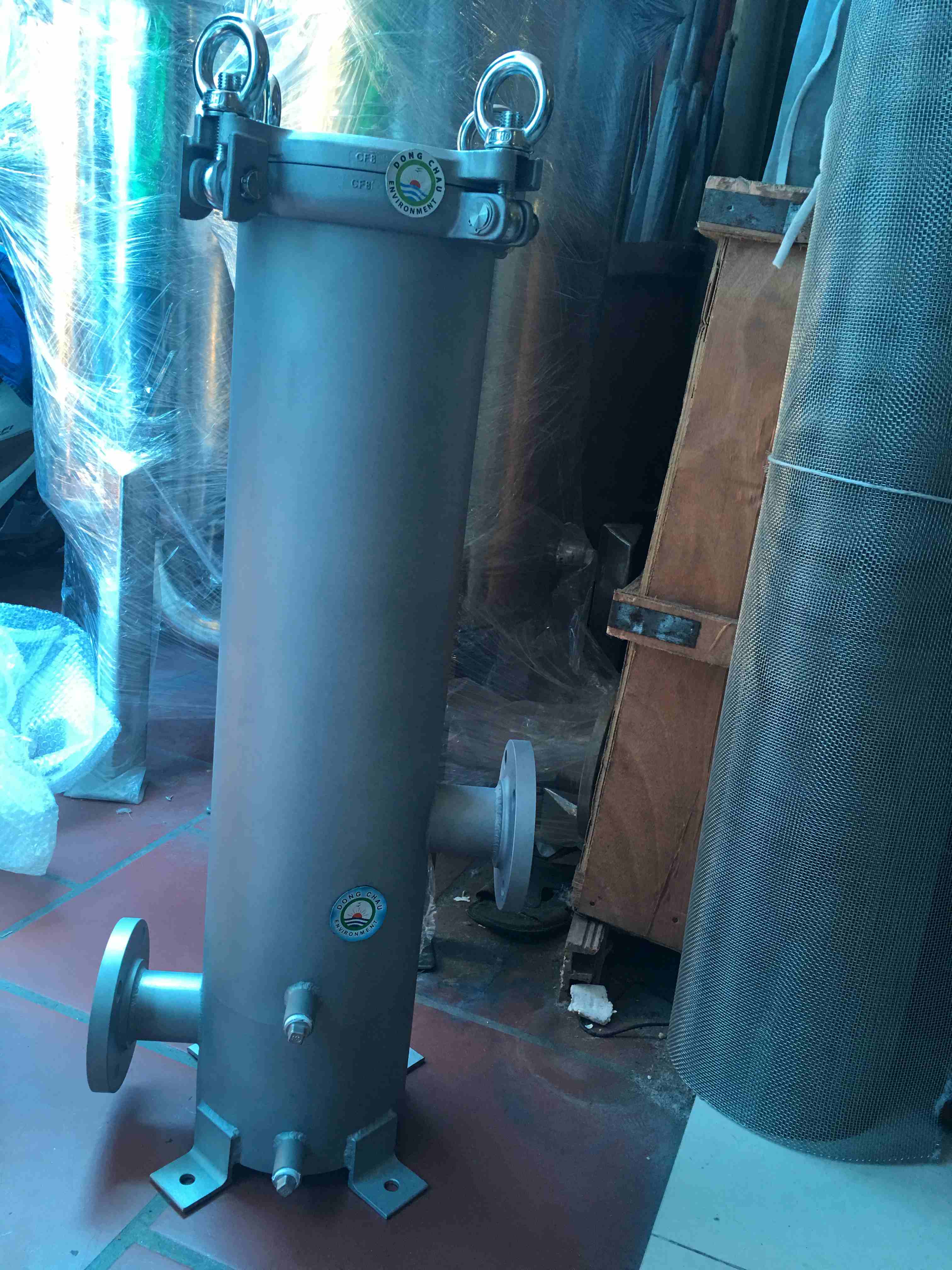 binh-loc-nuoc-thuc-pham-inox-3-loi-20-inch-Singapore phân phối Bình lọc nước 3 lõi 20 inch DOE Singapore