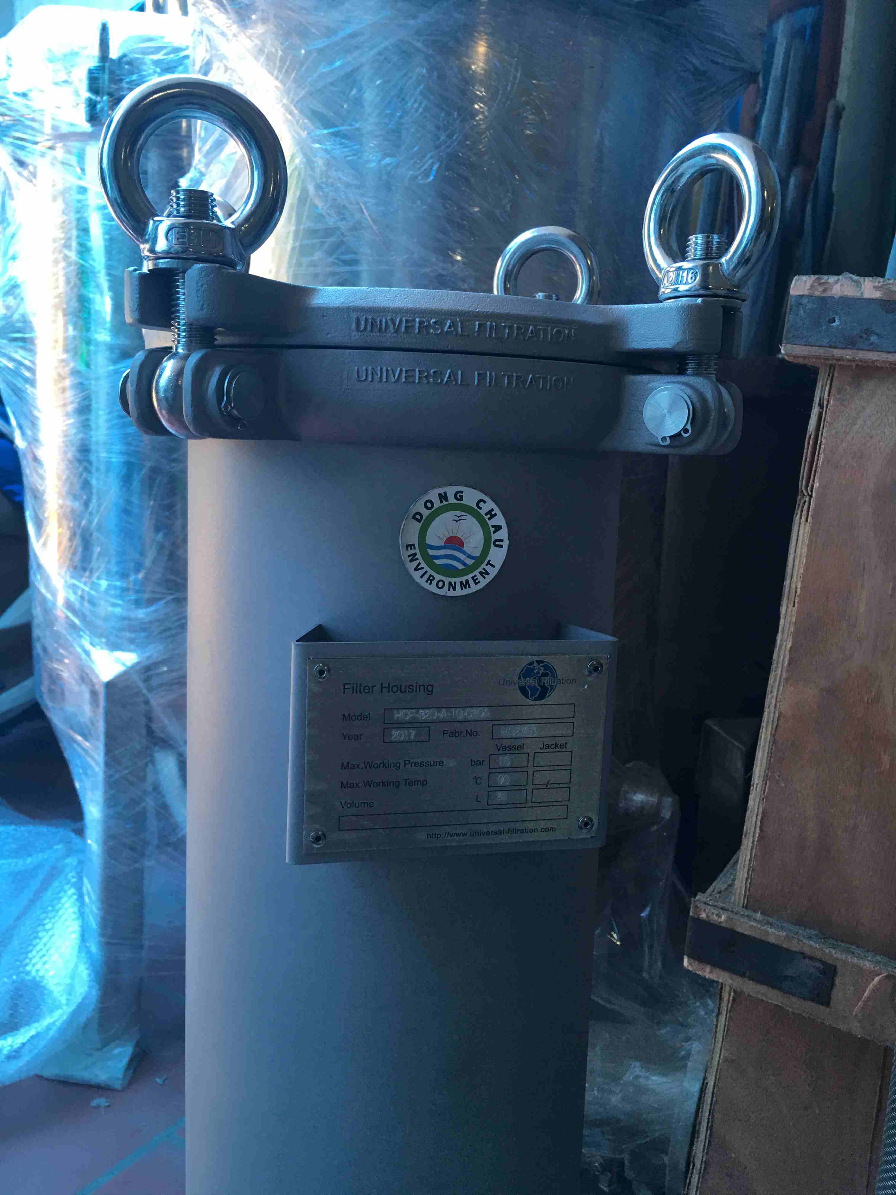 binh-loc-nuoc-ve-sinh-thuc-pham-inox-3-loi-20-inch-Singapore Bình lọc nước 3 lõi 20 inch DOE Singapore