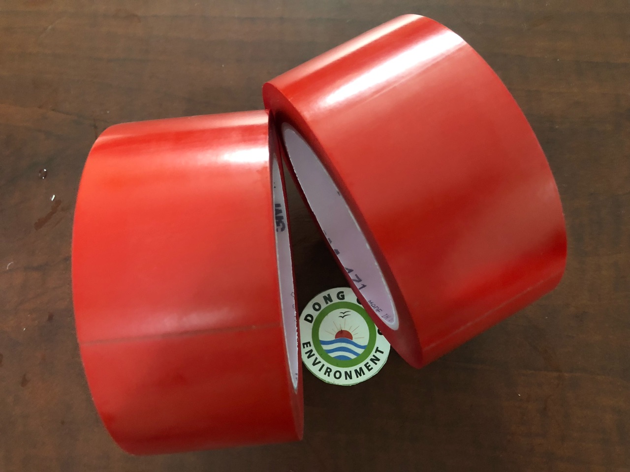 dan-nen-471-do Băng keo dán nền màu đỏ 3M 471 cắt theo yêu cầu của khách hàng