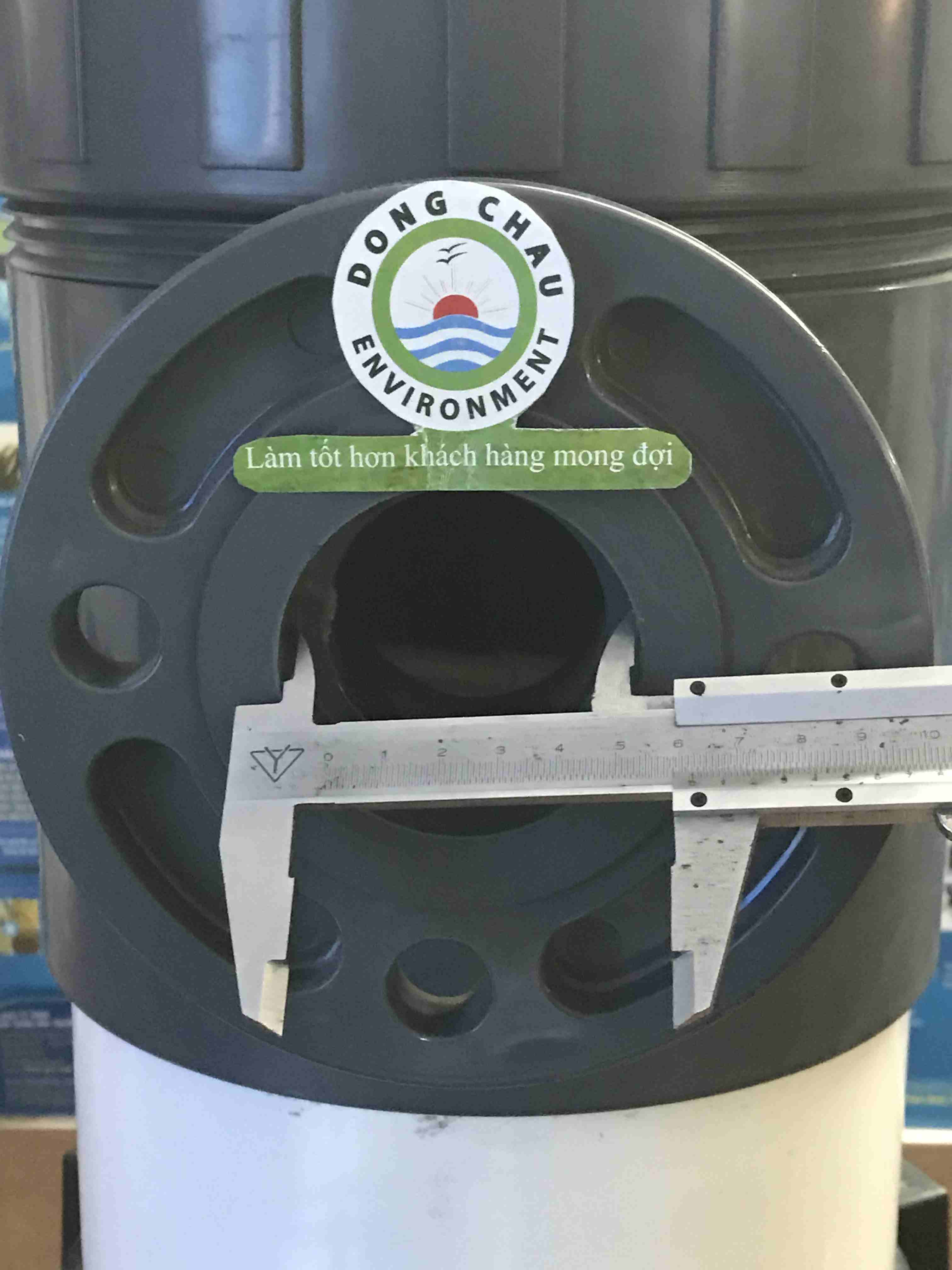 dau-vao-binh-nhua-loc-1-tui-size-4 cận cảnh đầu vào Bình lọc túi nhựa size 4