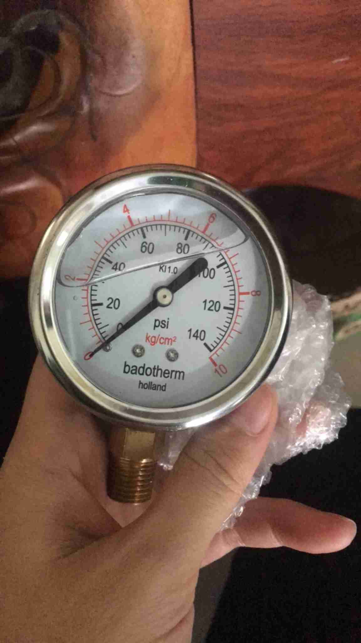 dong-ho-ap-suat-co-dau liên hệ đông châu cung cấp Đồng hồ áp suất có dầu bền đẹp