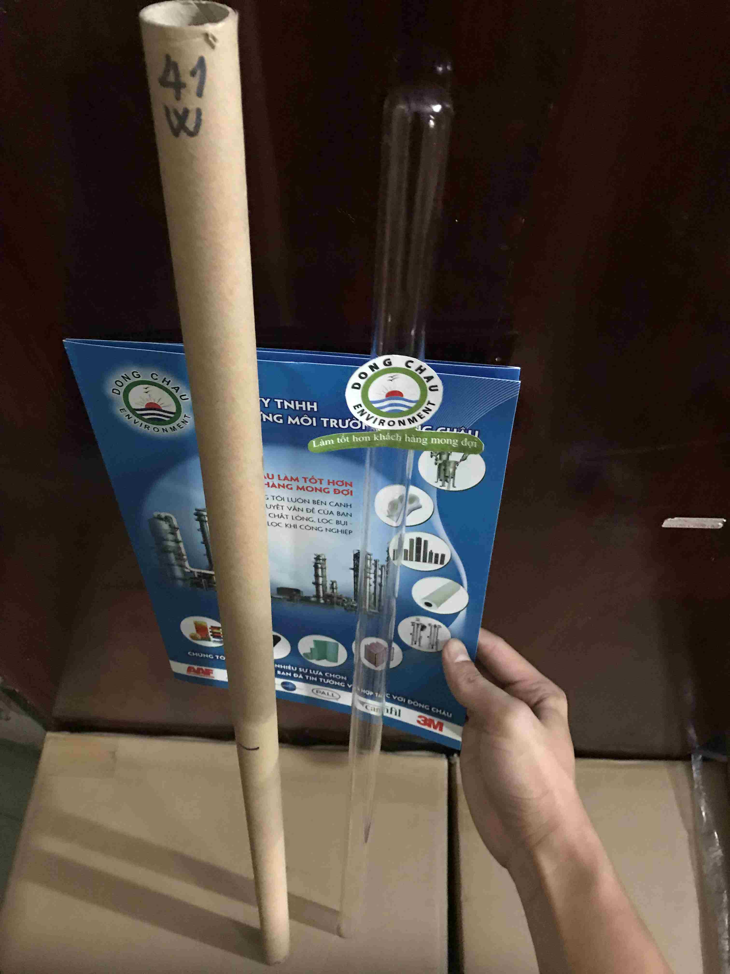 dong-thach-anh-41-w-den-uv cấu tạo bóng đèn Bộ đèn khử trùng UV 41W của Aquapro cao cấp