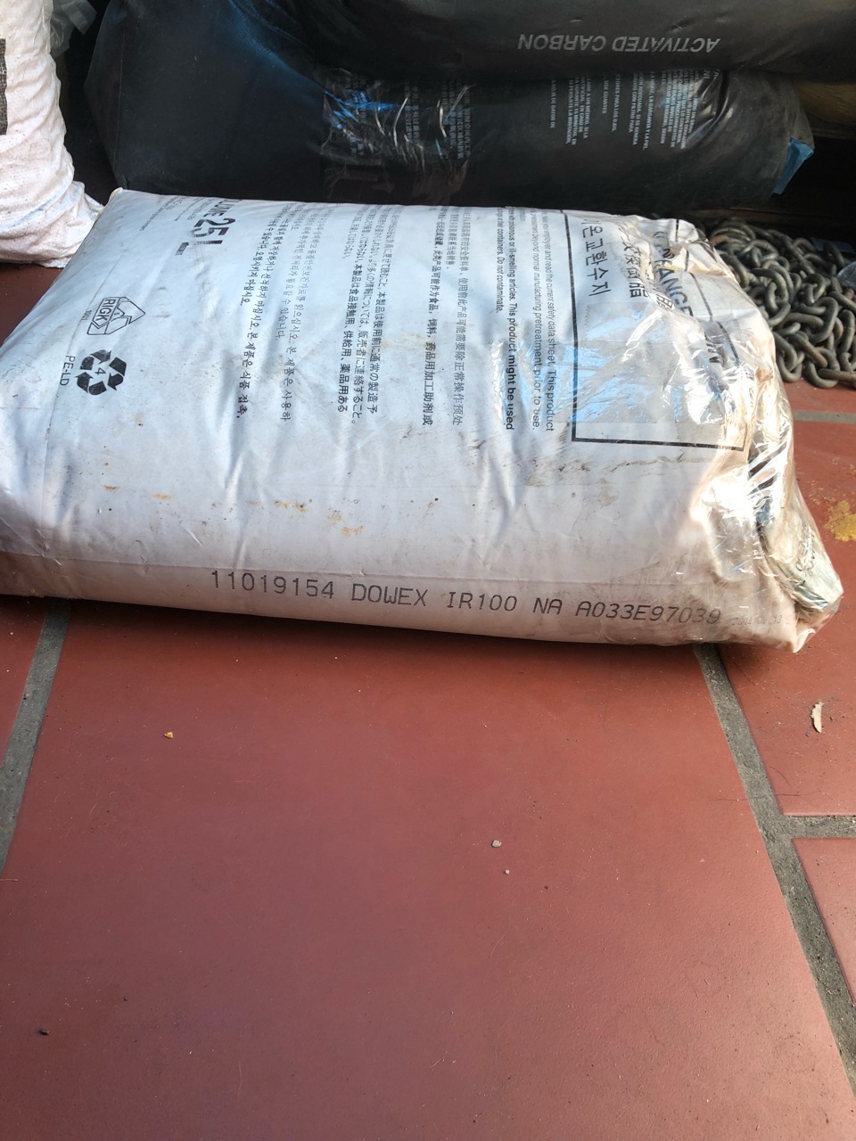 hat-nhua-IR100 thông tin mã hàng Hạt cation Dow IR100 Na