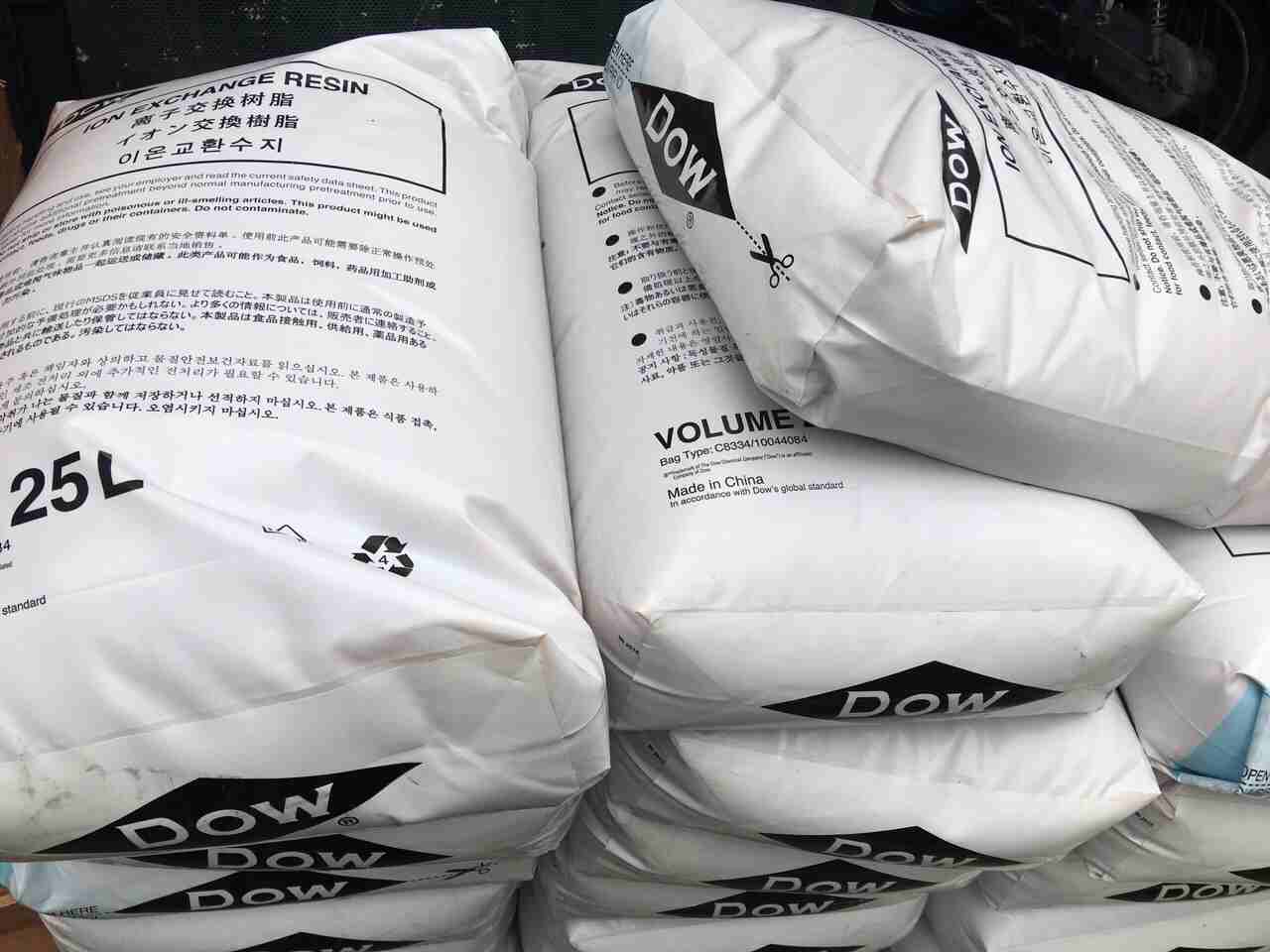 hat-nhua-dow-trao-doi-IR100-Na đông châu phân phối giá sỉ Hạt cation Dow IR100 Na