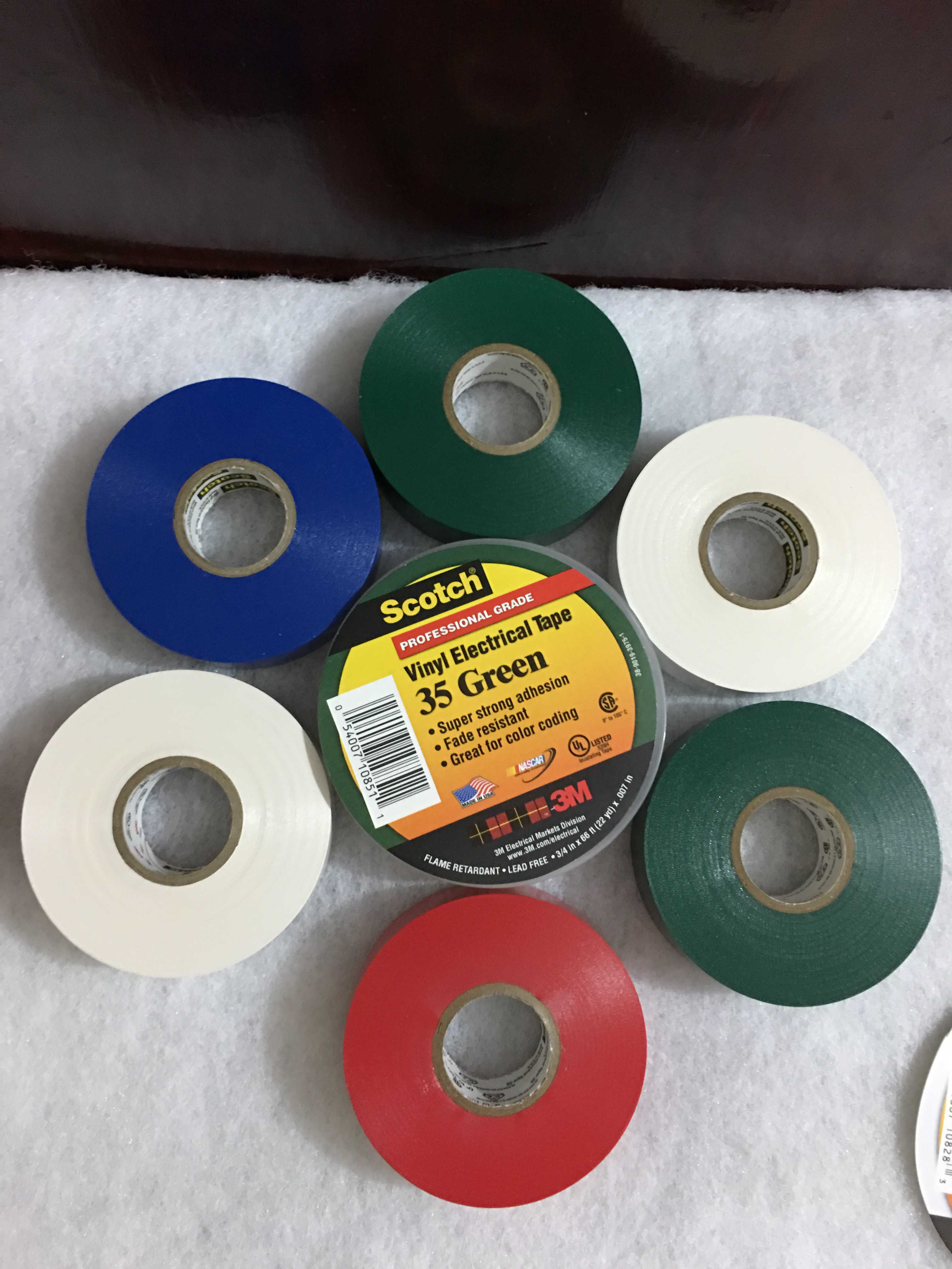 keo-dan-cach-dien-scotch-35 liên hệ đông châu cung cấp Băng keo điện 3M scotch 35