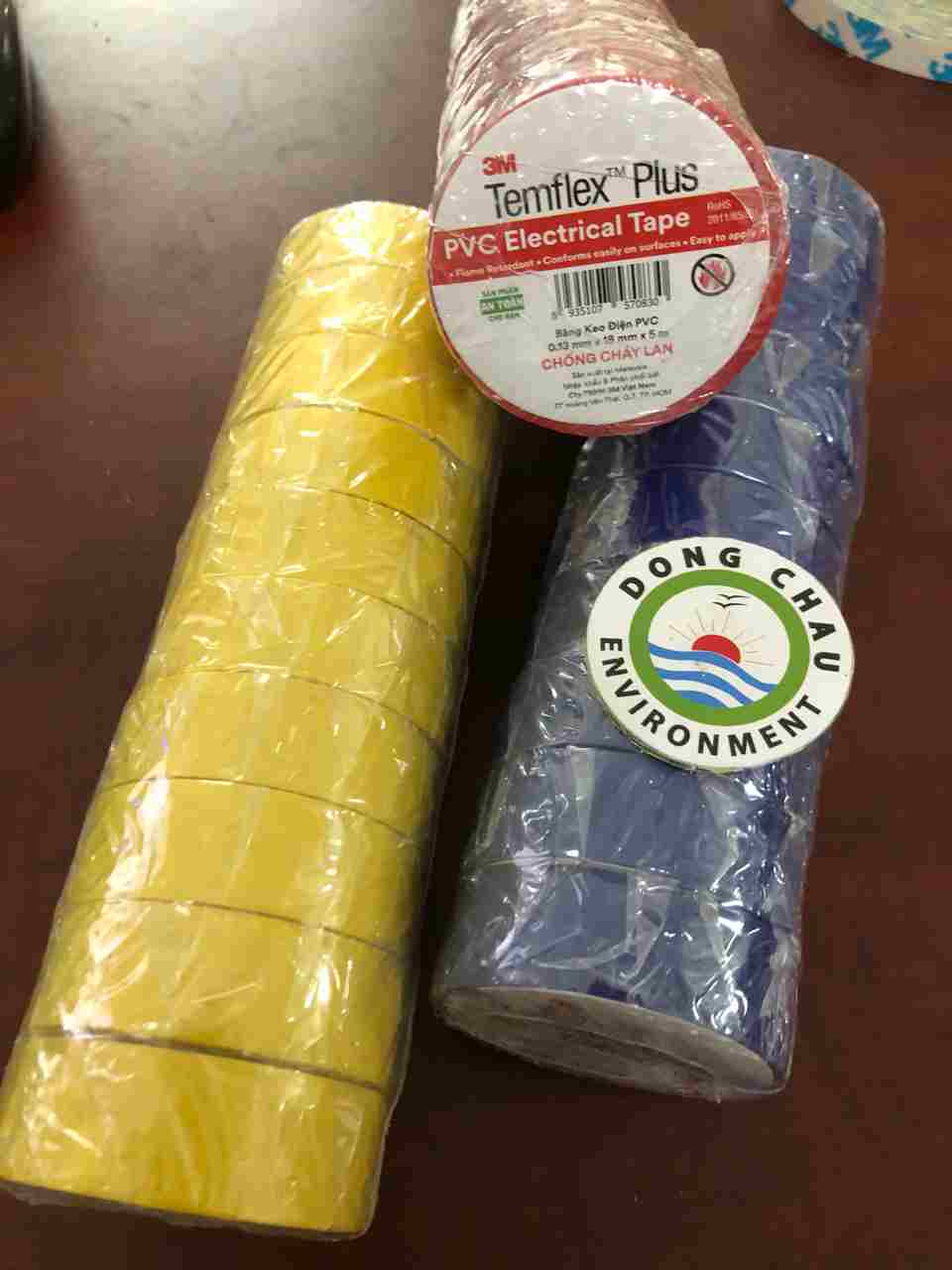 keo-dien-chong-chay-pvc-0.13mm giao hàng Băng keo điện chống cháy PVC 0.13mm