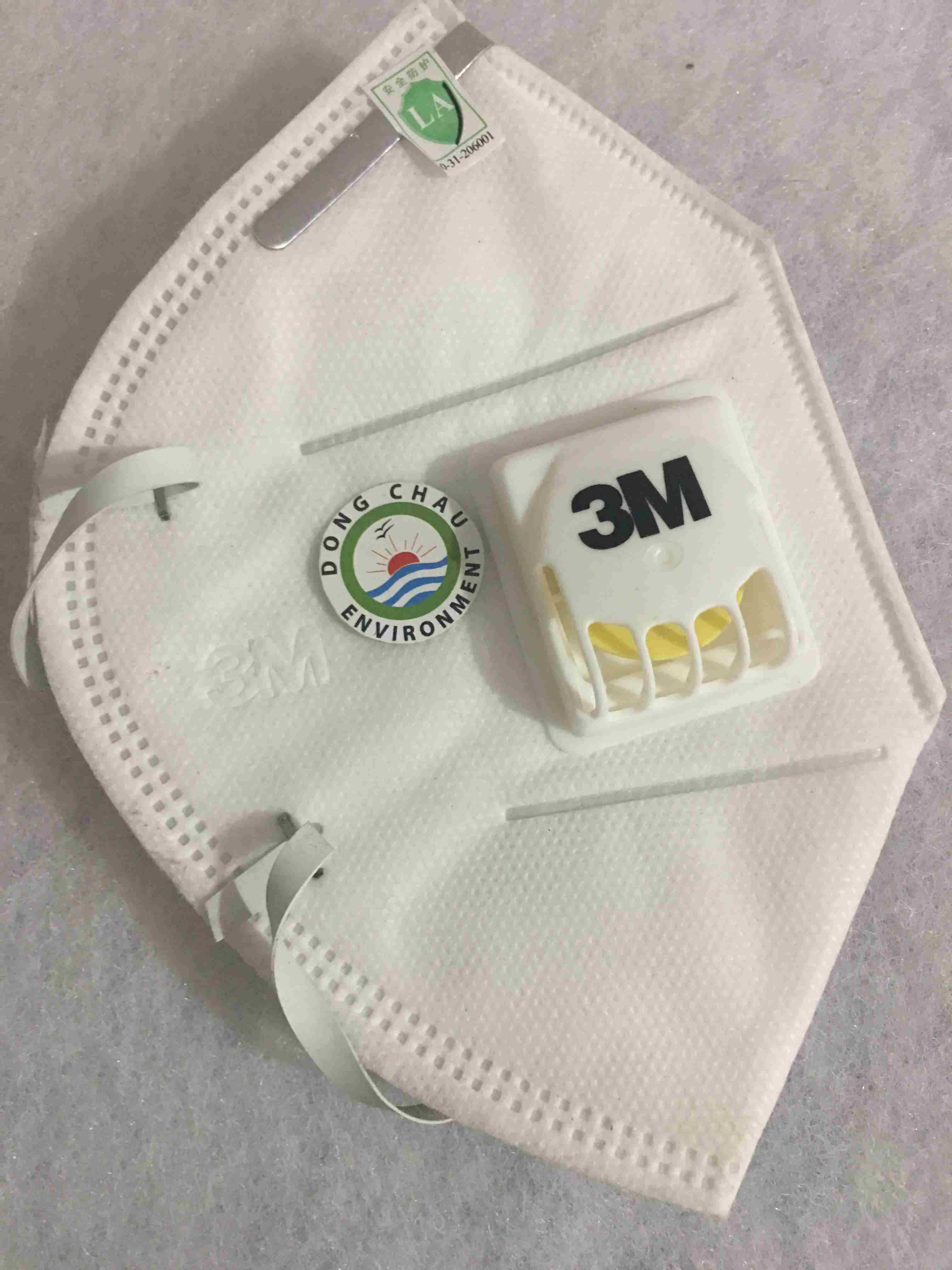 khau-trang-co-van-kep-mui-9001v nẹp kẽm Khẩu trang 3M 9001V có van lọc bụi mịn, vi khuẩn