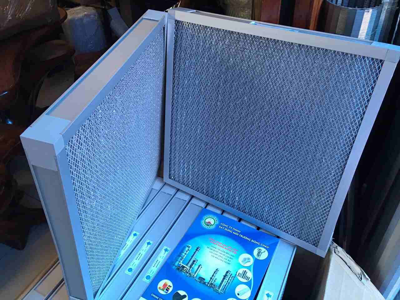 khung-kim-loai-loc-tho