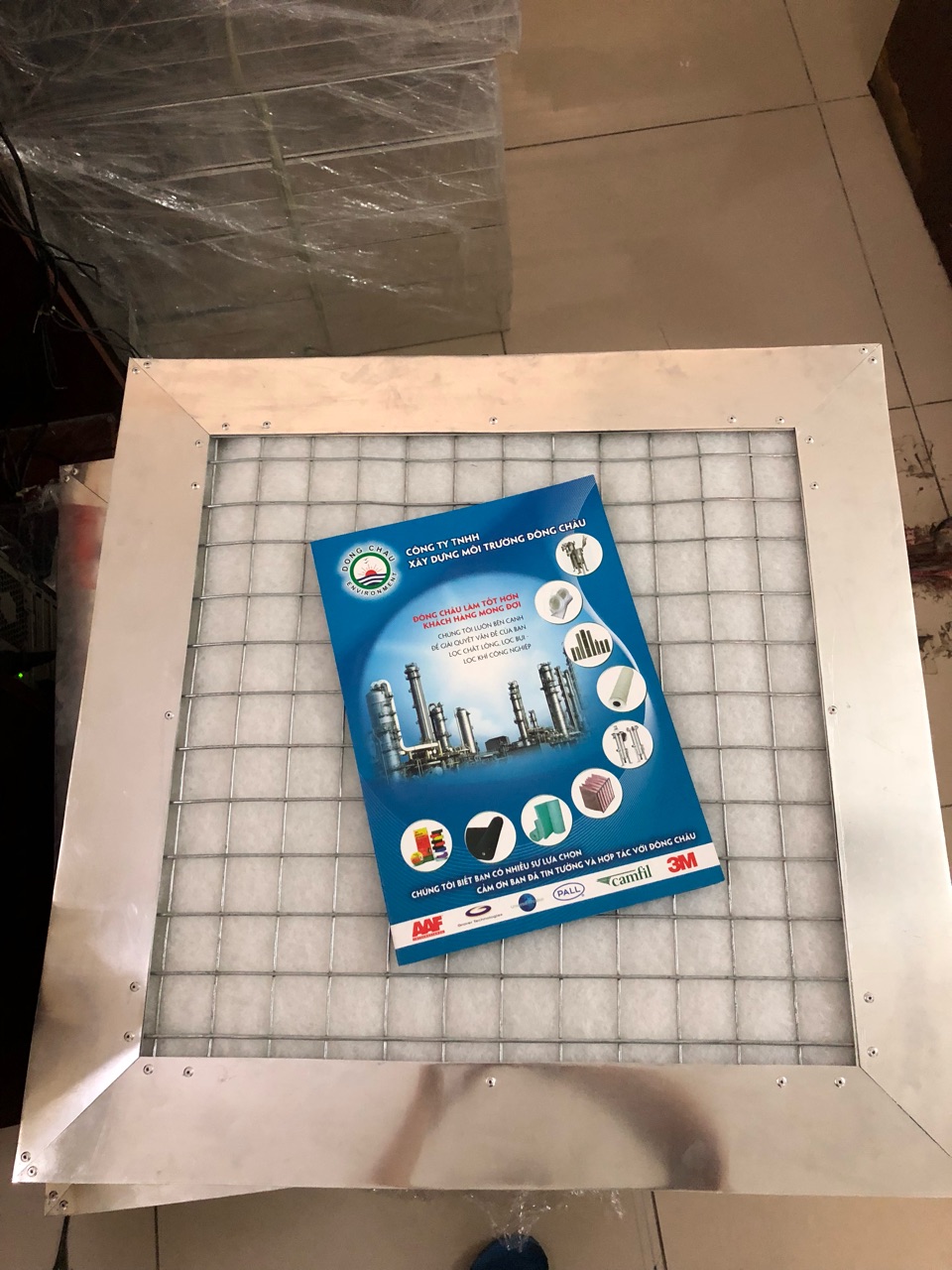 khung-loc-bui-cong-nghiep Khung lọc gió 600 x 600 x 100 chất liệu inox