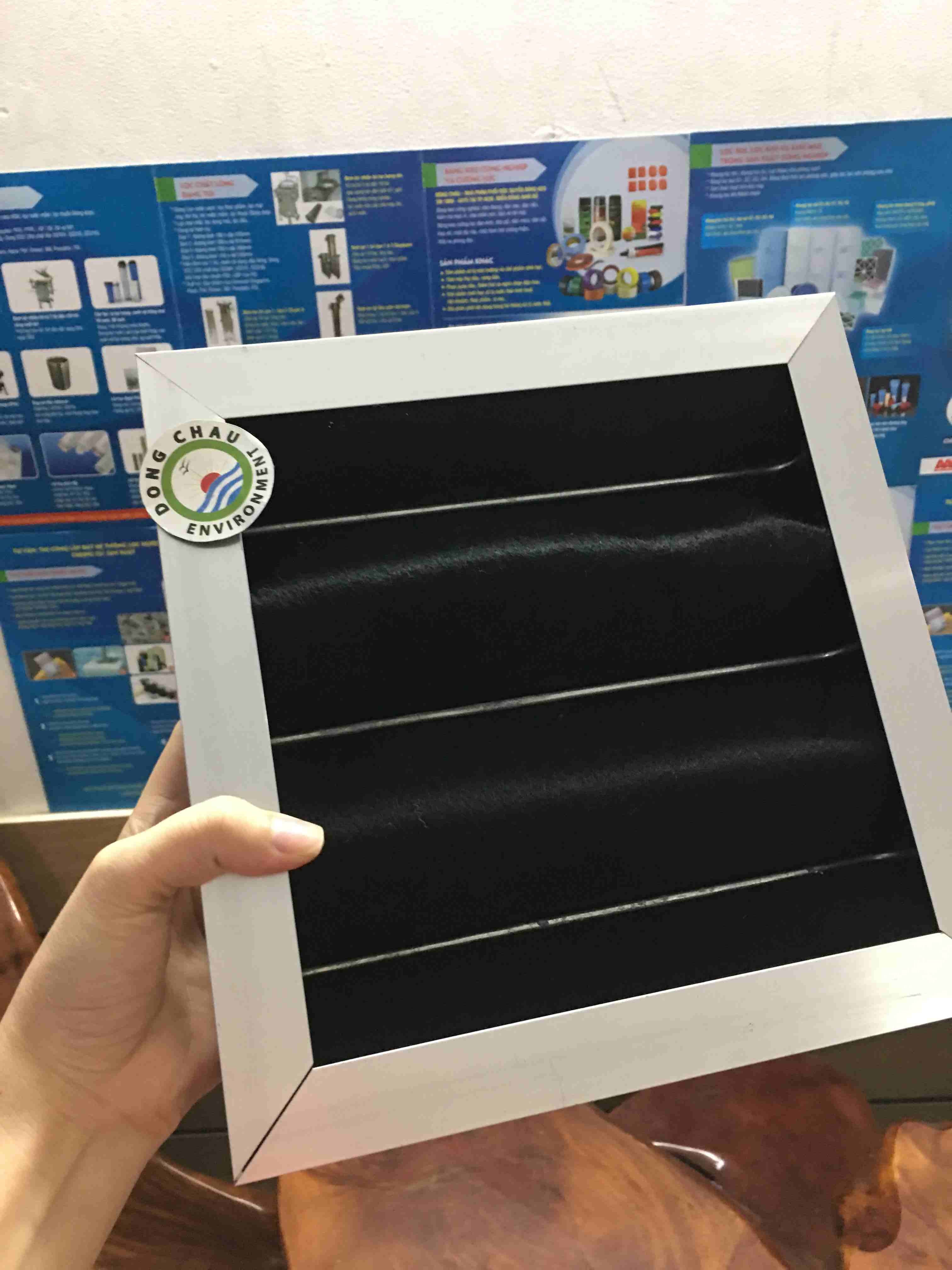 khung-than-hoat-tinh-khu-mui-nho Khung lọc carbon hấp thụ mùi hóa chất, khí độc