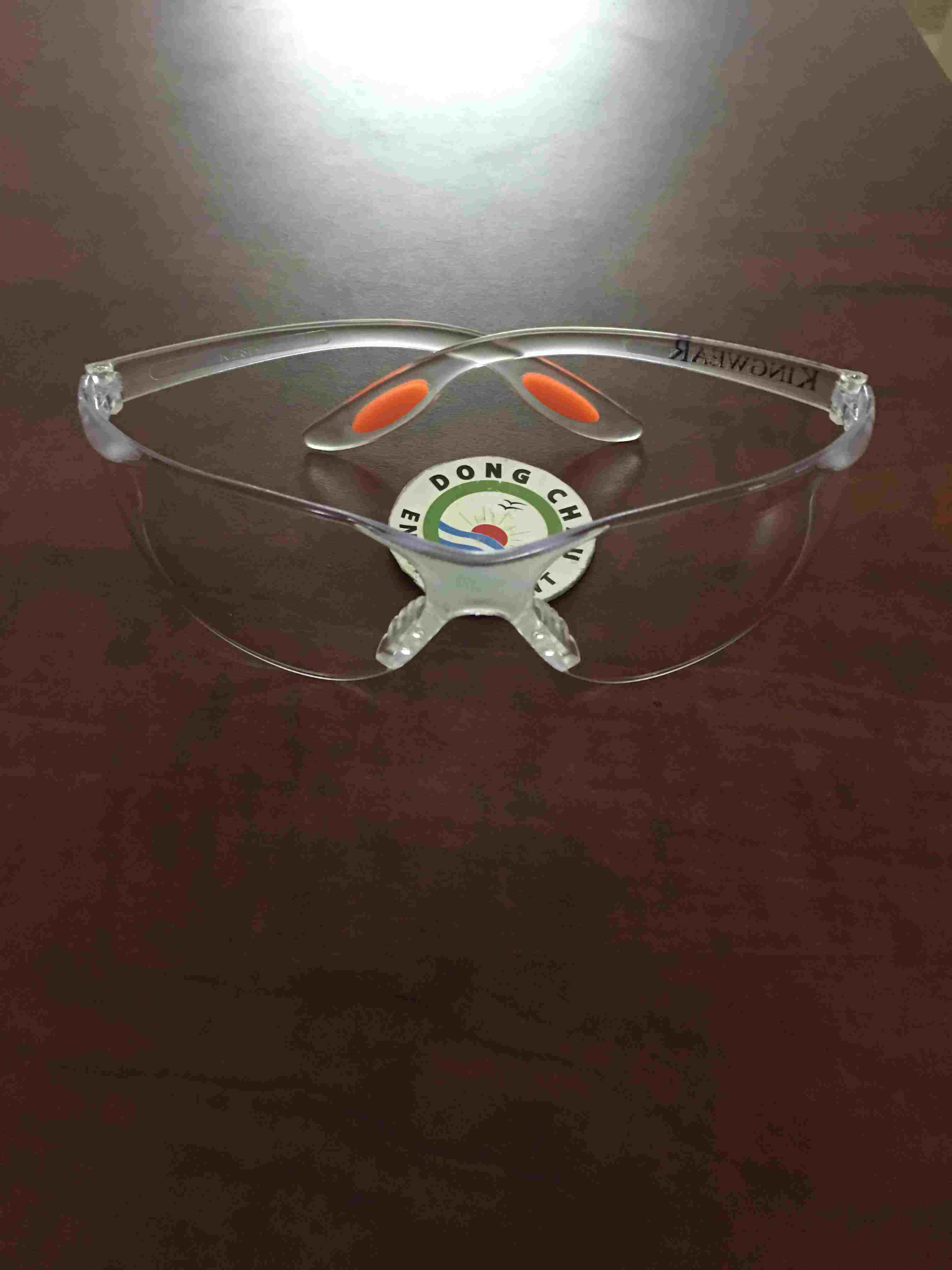 kinh-bao-ho-nhua-trong-kingwear đại lý phân phối giá sỉ Kính mắt bảo hộ Kingwear