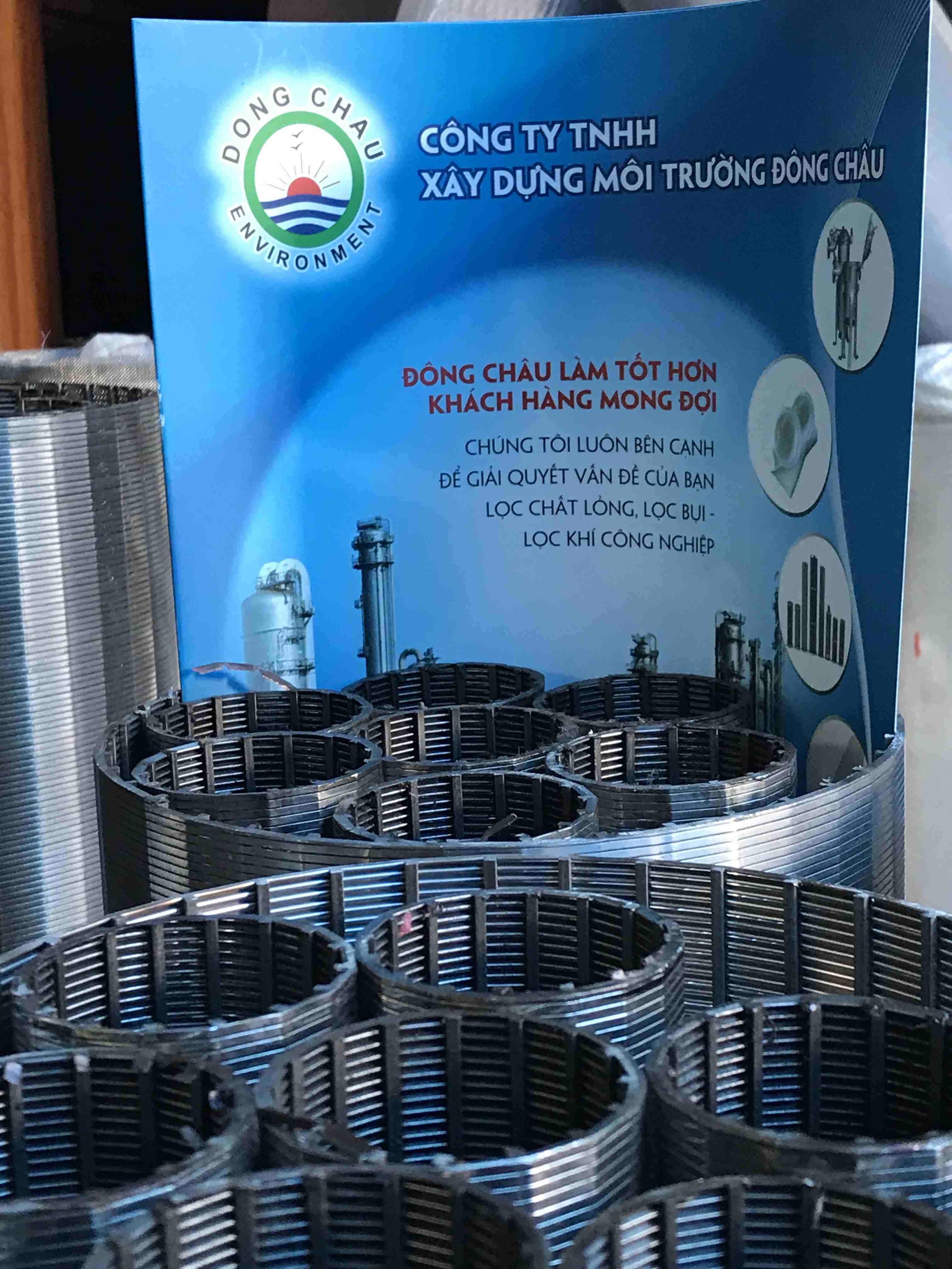 loc-cong-nghiep-ong-loc-khe-48mm-0.3mm-1m-DOE nhà phân phối Ống lọc khe Johnson DOE 1M OD 49mm