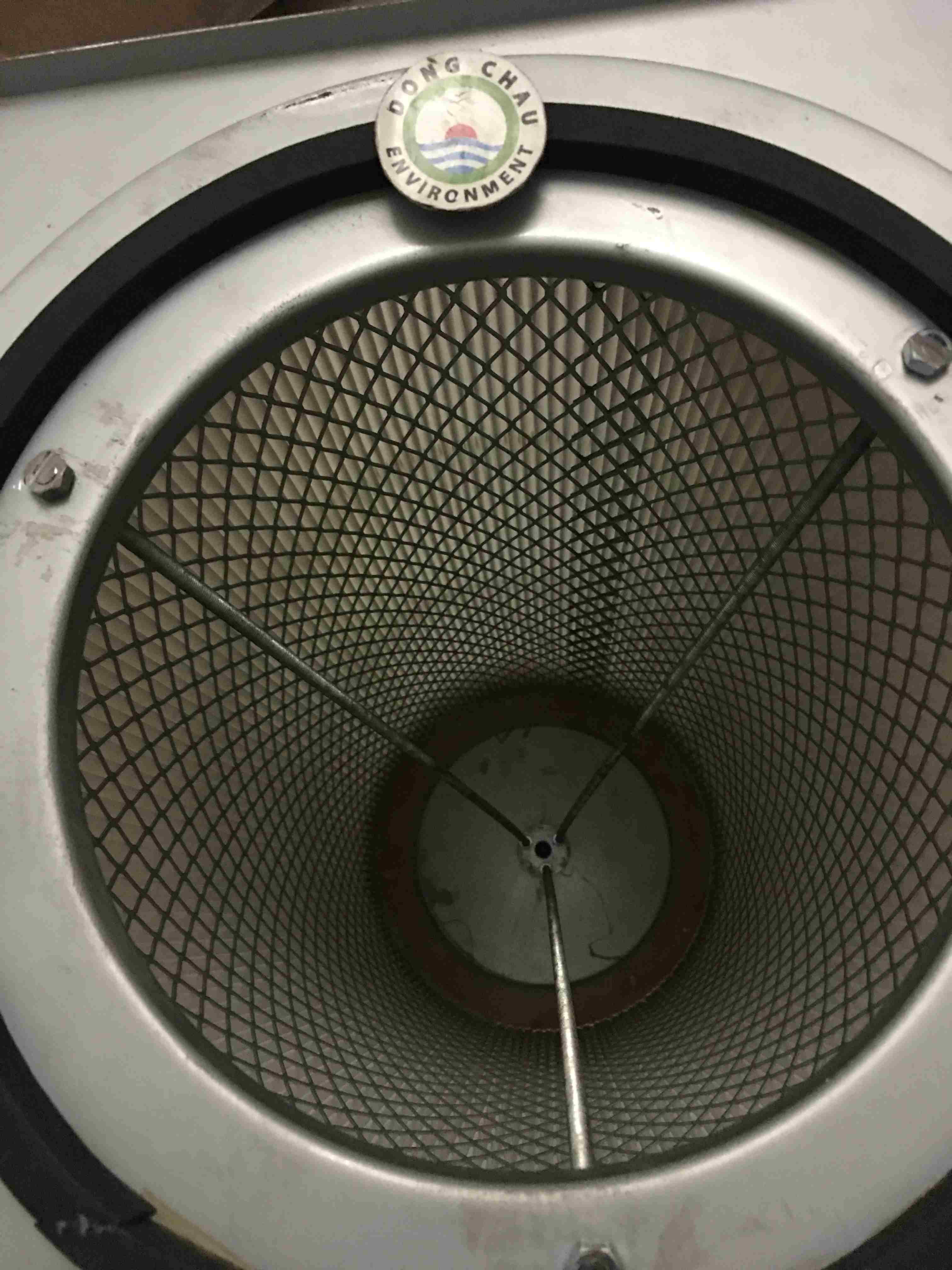 loi-loc-khi-mam-vuong lưới inox bảo vệ bên trong lõi lọc bụi có mâm vuông