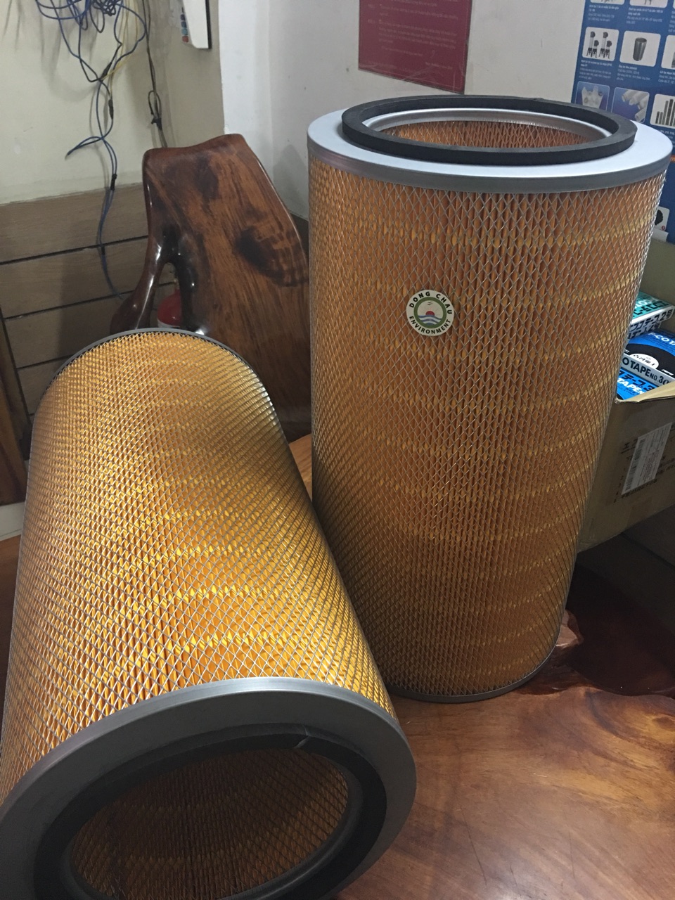 loi-tru-loc-khi-cong-nghiep khung lưới inox bảo vệ bên ngoài Phin lõi lọc bụi lọc khí công nghiệp