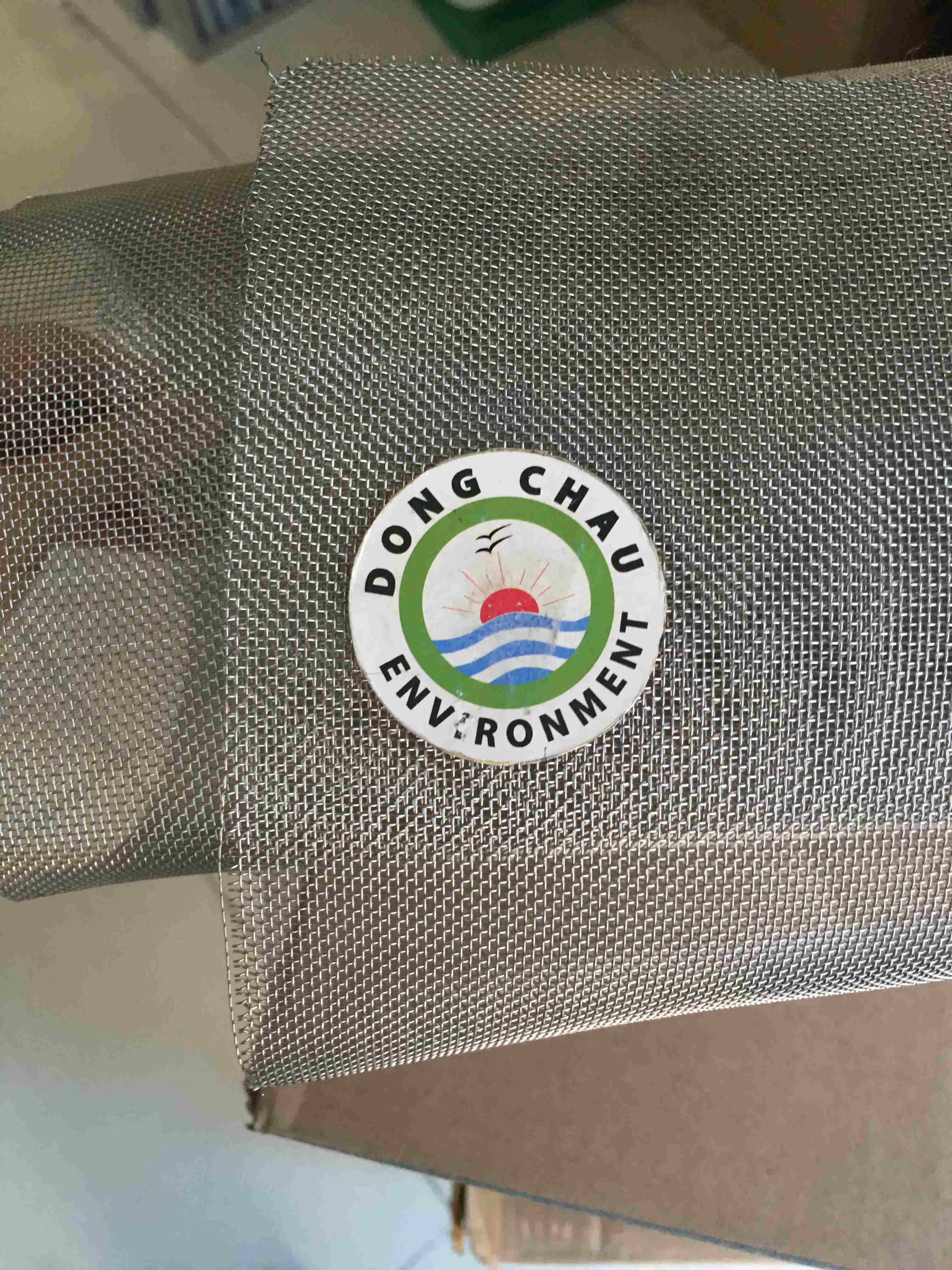 luoi-loc-inox-20-mesh-304 Đông Châu phân phối các sản phẩm lưới inox và lưới thép khác như lưới mắt cáo