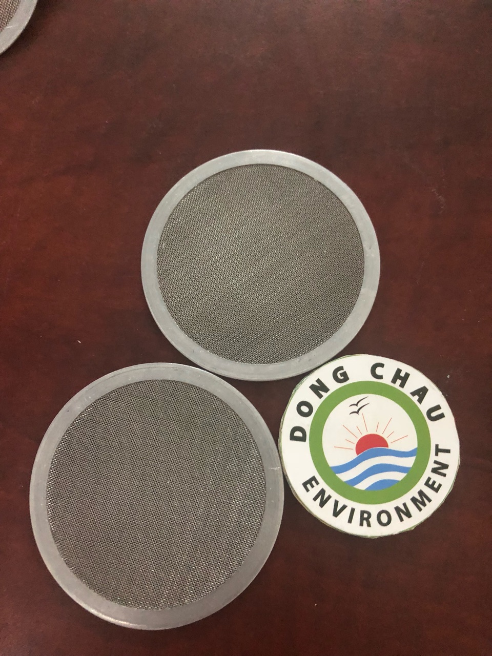 meng-inox-tron-nhieu-lop-boc-vien so sánh 2 Miếng inox tròn nhiều lớp có bọc viền