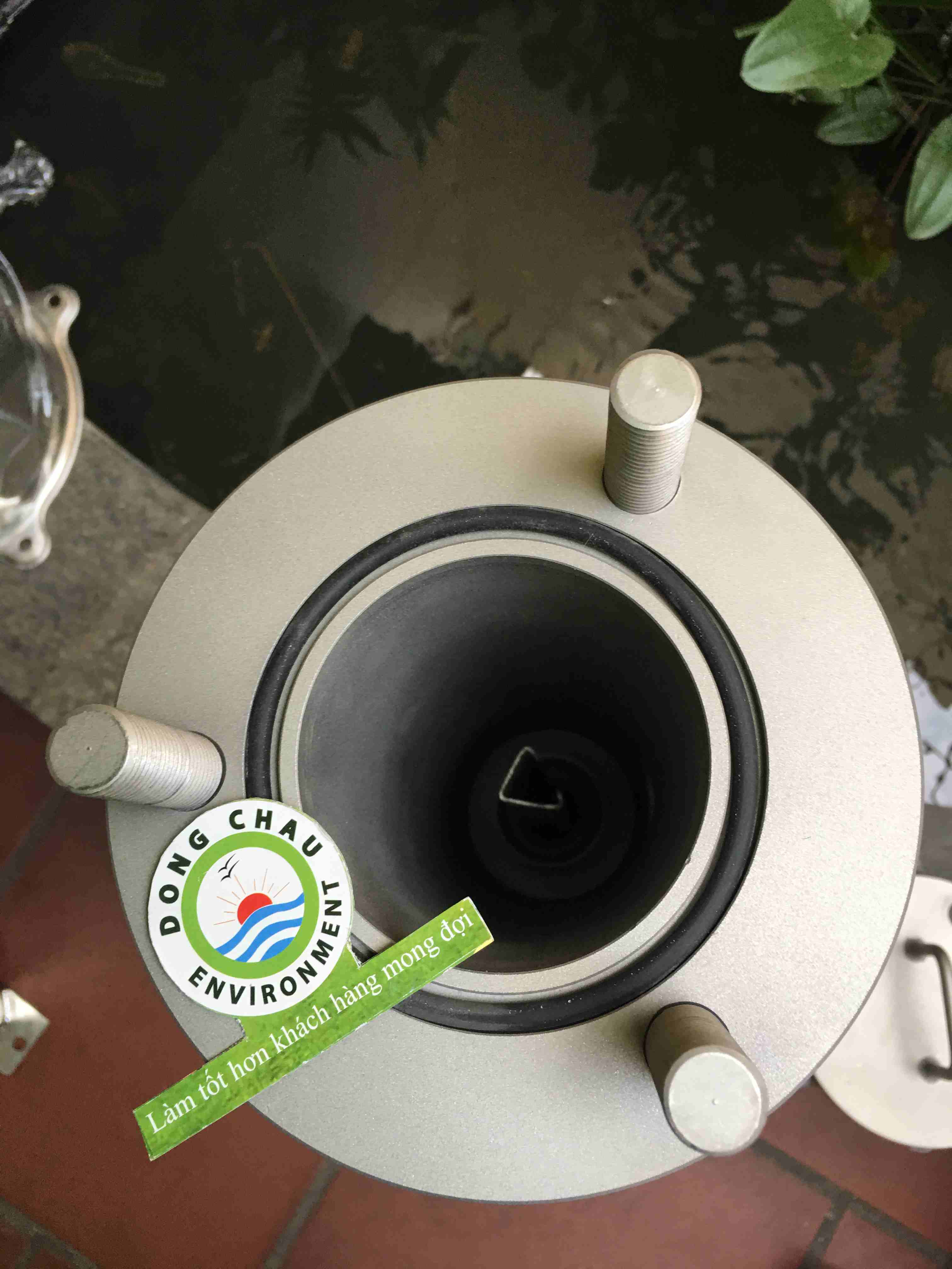 phan-roong-binh-loc-1-loi-10-inch-Singapore bên trong Bình lọc 1 lõi 10 inch DOE Singapore