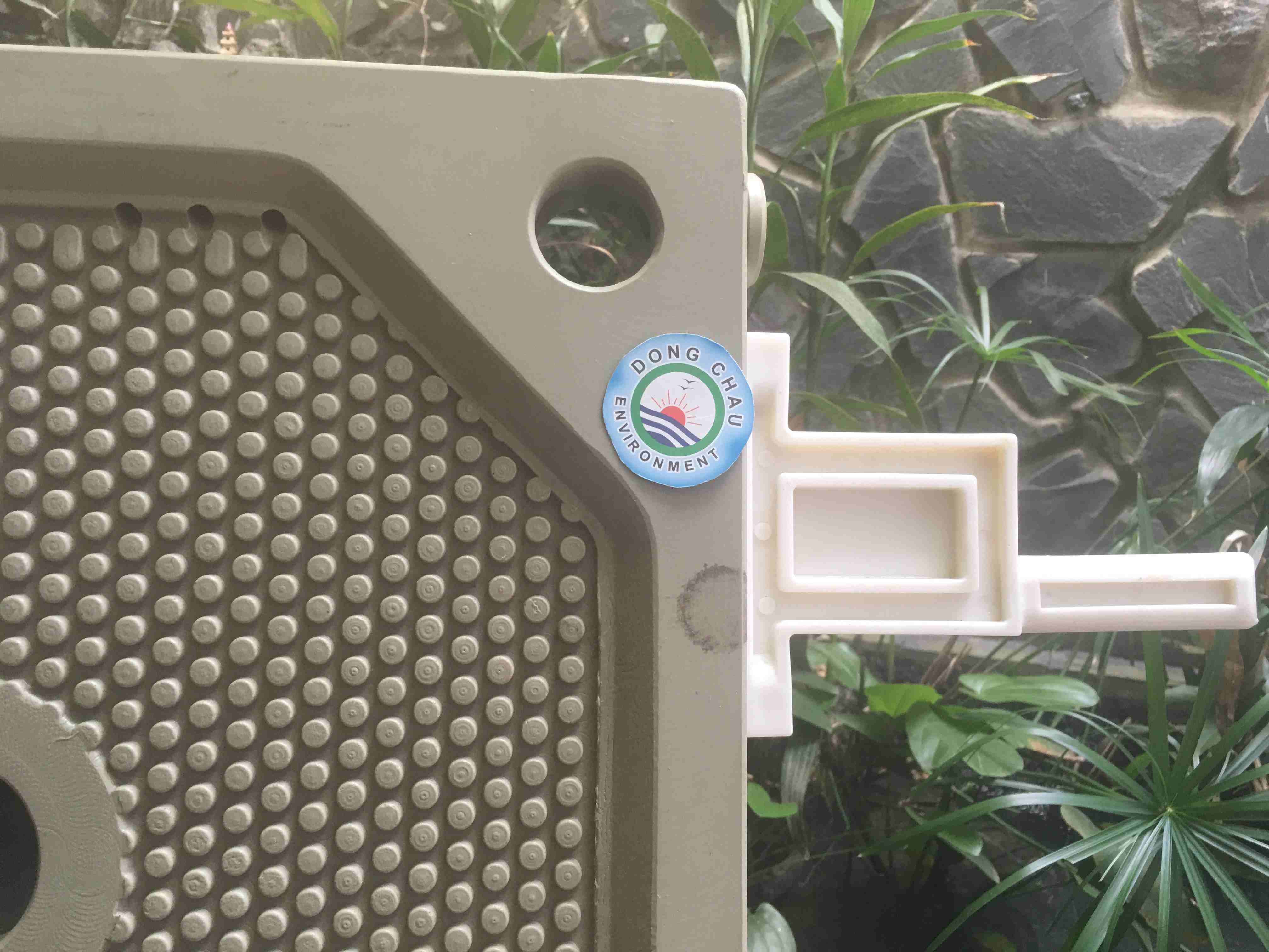 tam-nhua-may-ep-khung-ban kiểm tra khớp gắn Tấm nhựa PP máy ép bùn lỗ trung tâm