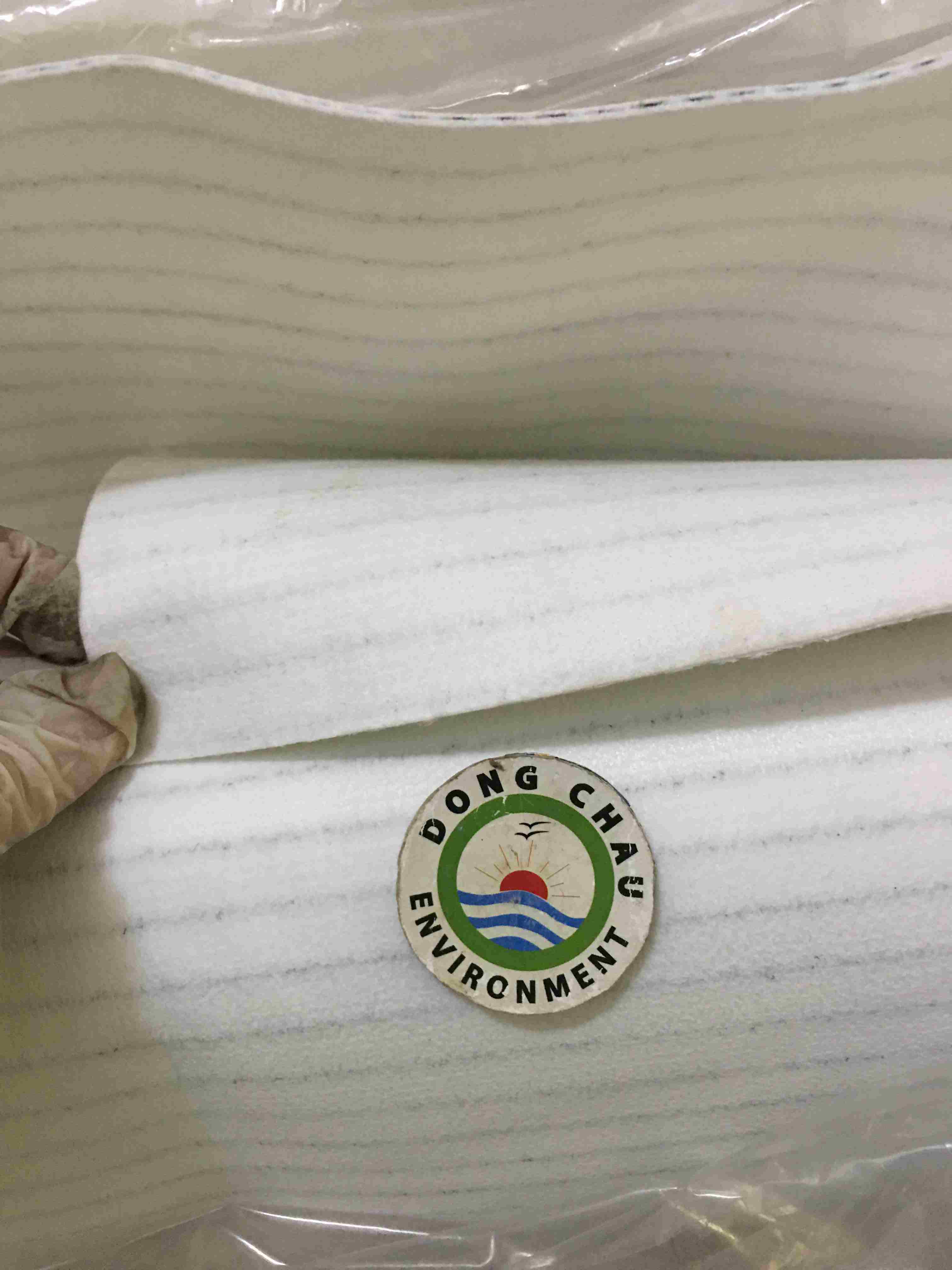 vai-loc-khi-chong-tinh-dien xuất xứ Vải nỉ lọc bụi chống tĩnh điện